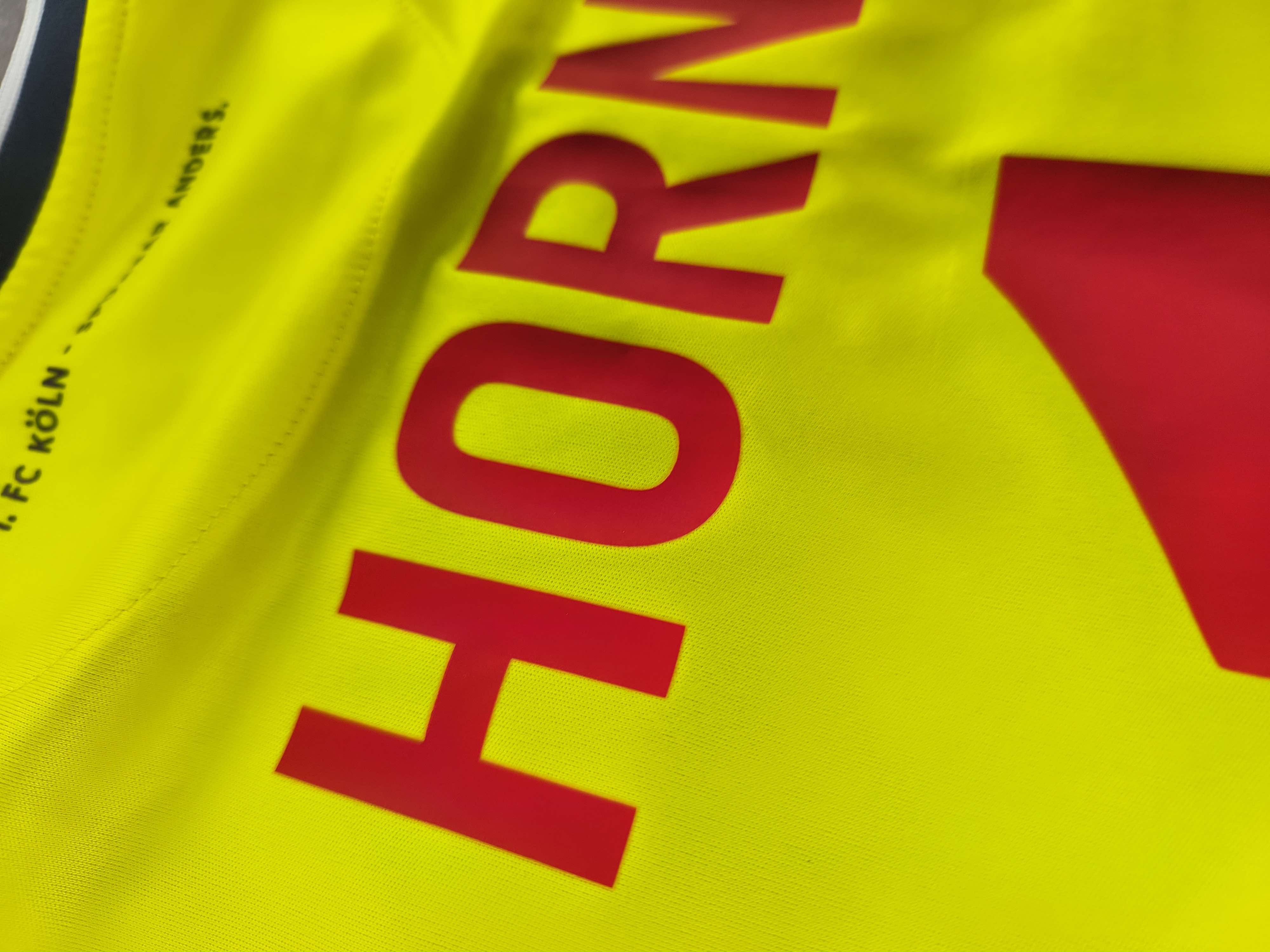 Hummel Köln 22-23 Hummel goalkeeper Timo Horn football jersey sz L Size US L / EU 52-54 / 3 - 9 Thumbnail
