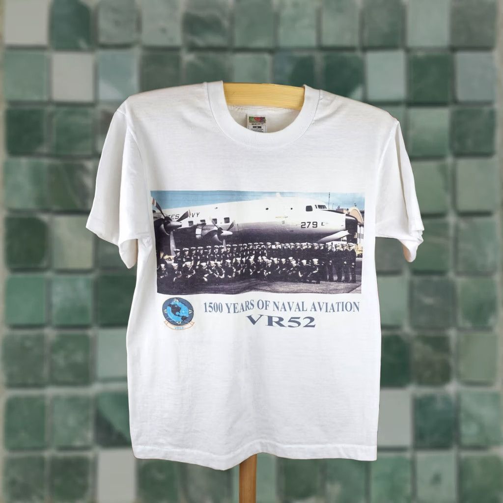Fruit Of The Loom VINTAGE US NAVY VR-52 NAVAL AVIATION MILITARY AIRCRAFT WHITE T-SHIRT SZ M Mens Shirt Short Sleeve Cotton Nike? Size US M / EU 48-50 / 2 - 1 Thumbnail