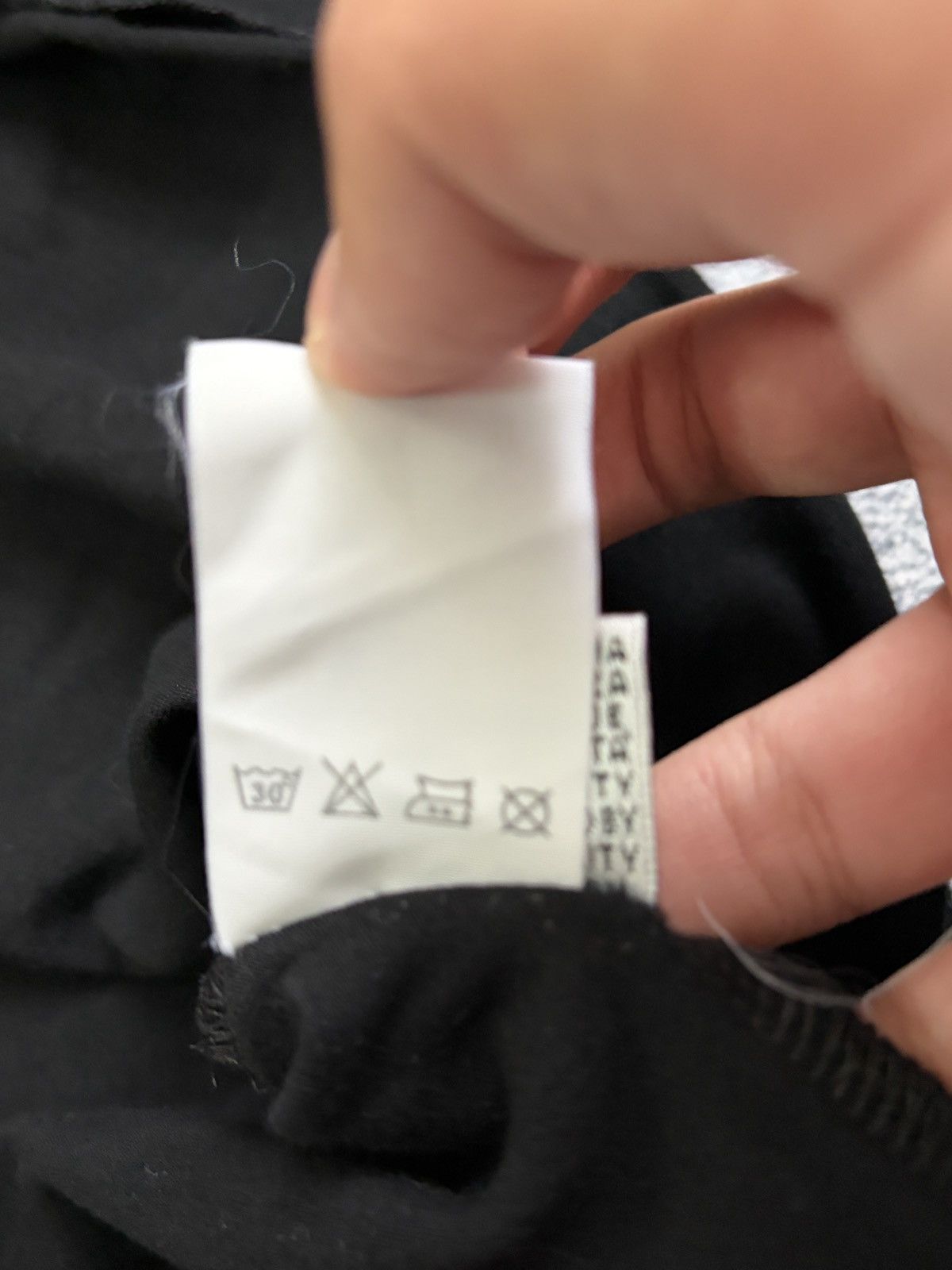 Dolce & Gabbana Vtg Dolce & Gabbana Graphic Print Long Sleeve Top Black L Size L / US 10 / IT 46 - 5 Thumbnail