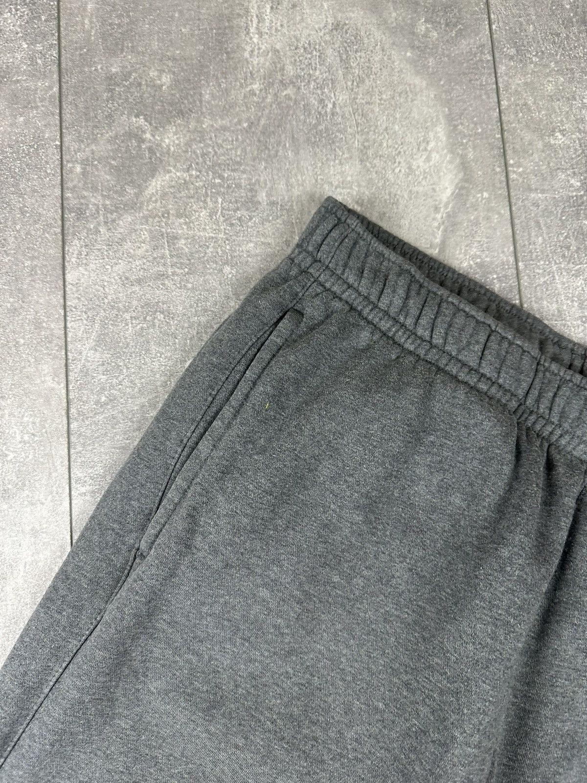 Nike Nike Vintage Retro Small Swoosh Jogger Silver Pants Size US 32 / EU 48 - 6 Thumbnail
