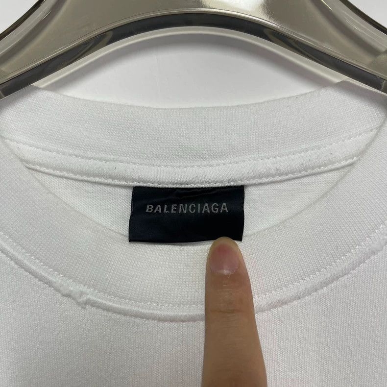Balenciaga Balenciaga White Letter Splash Ink Short Sleeve Code S Size US S / EU 44-46 / 1 - 5 Thumbnail