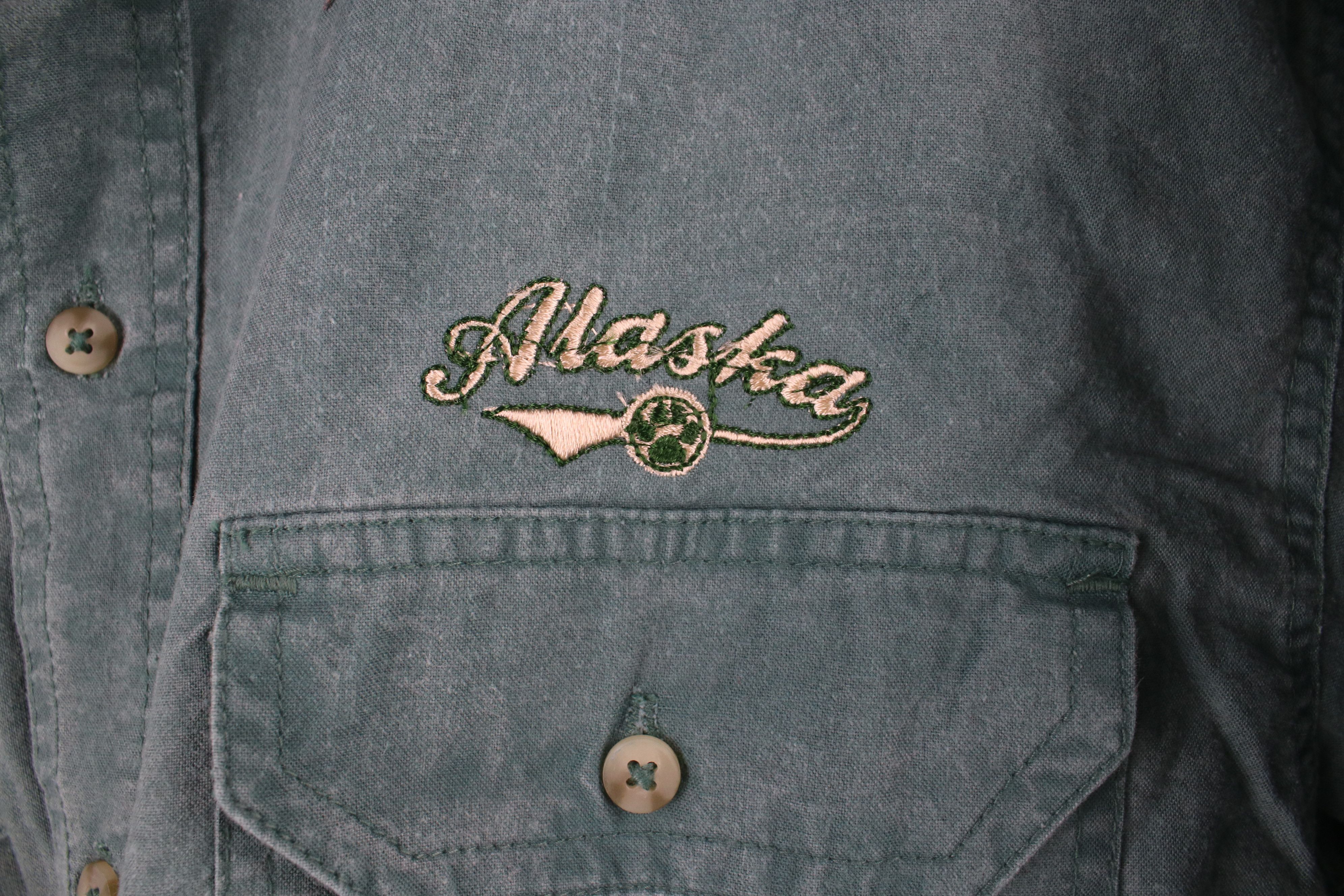 Vintage Vintage 90s Streetwear Stonewash Spell Alaska Button Shirt Size US S / EU 44-46 / 1 - 4 Thumbnail