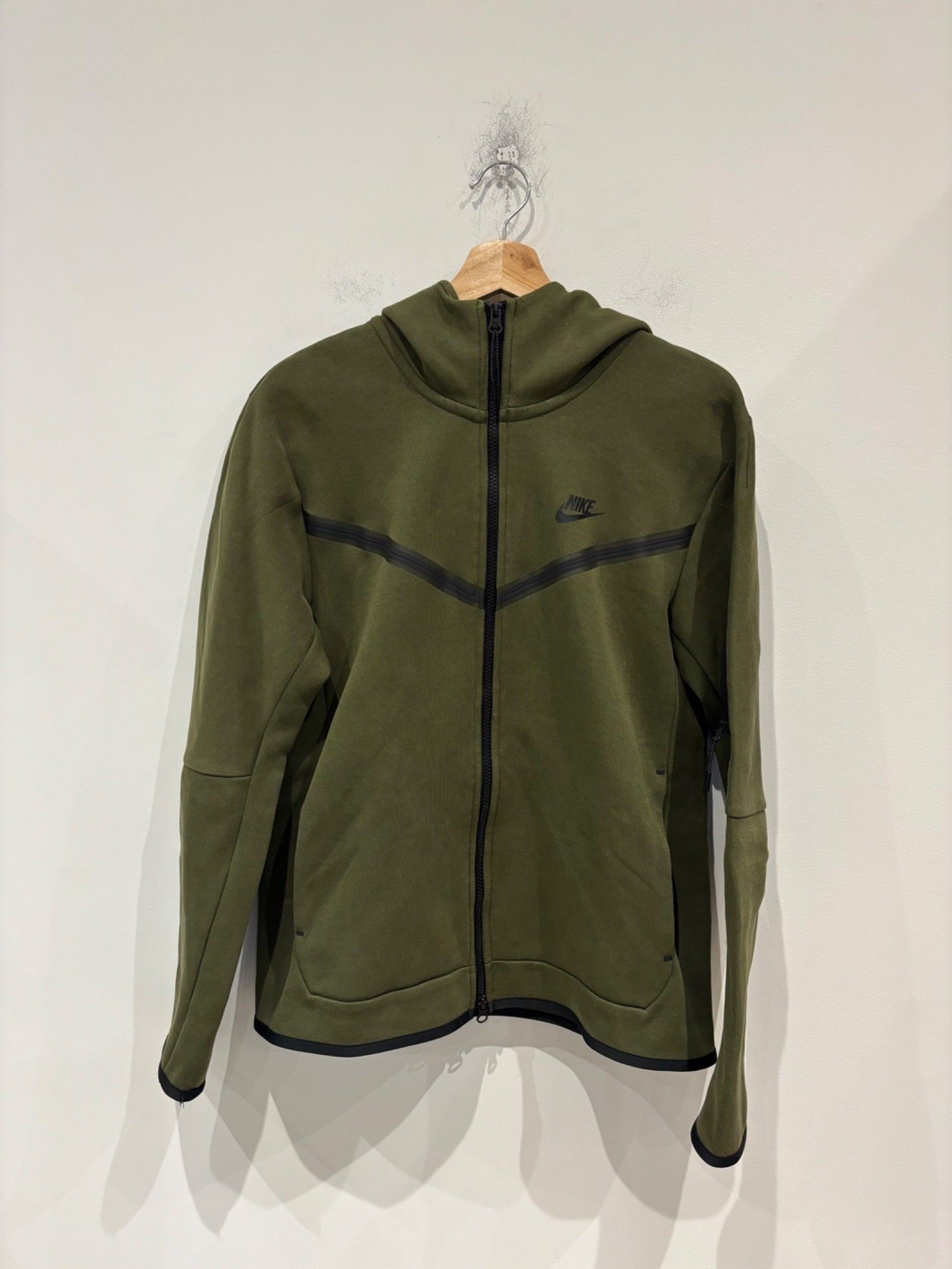 Nike Nike Tech Fleece Full-Zip Windrunner Hoodie Olive/Black Size US M / EU 48-50 / 2 - 1 Thumbnail