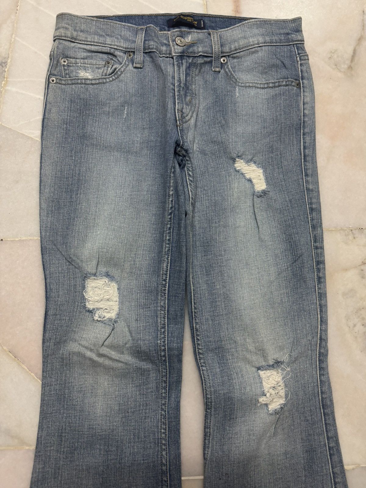Levi's 💥BELL BOTTOM 90s💥TOO SUPERLOW 524 LEVI'S GRUNGE DISTRESS Size US 28 / EU 44 - 3 Thumbnail