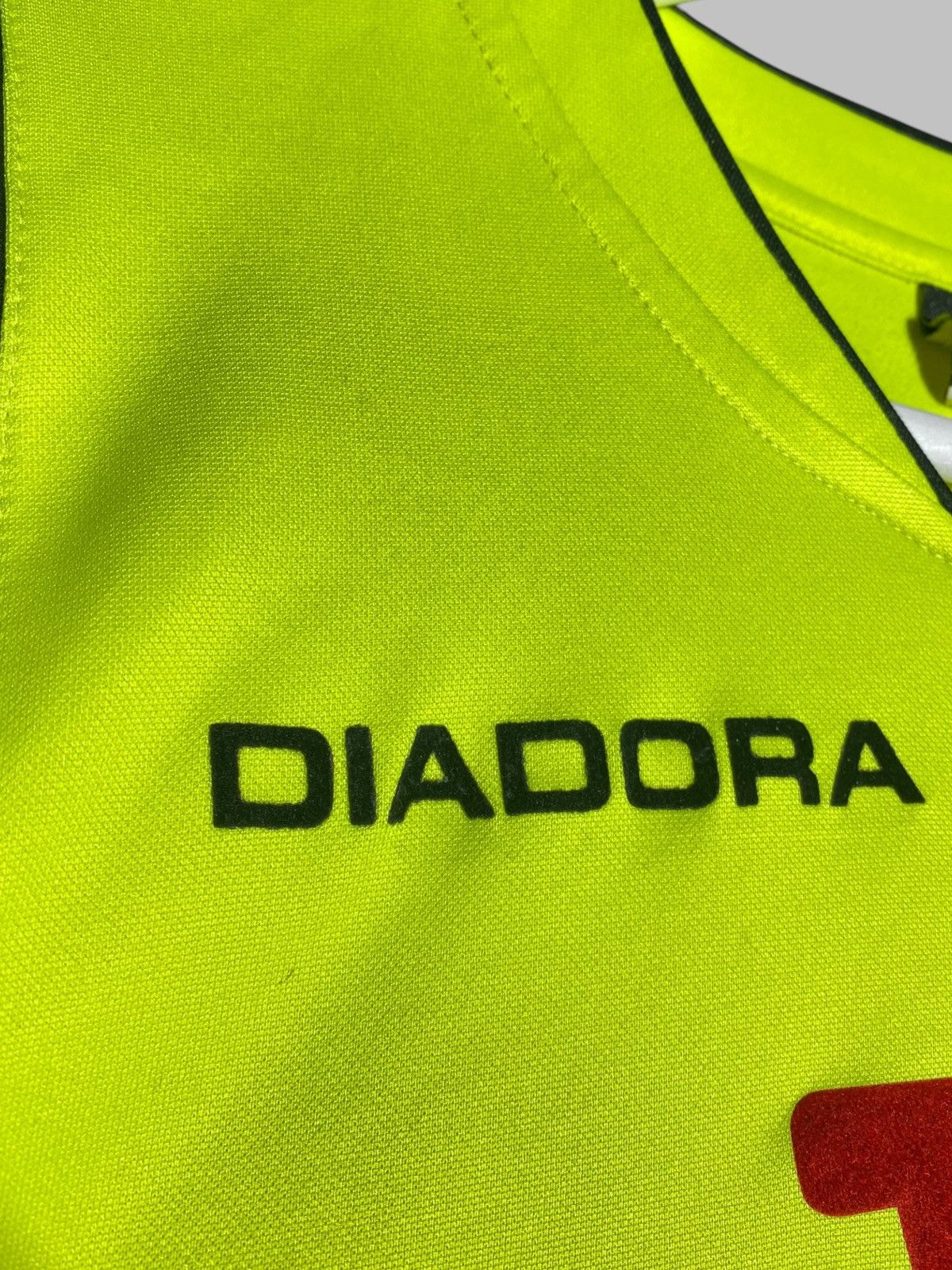 Diadora FC Twente 09/10 Goalkeeper Jersey Diadora ArkeFly Eredivisie Size US M / EU 48-50 / 2 - 9 Thumbnail