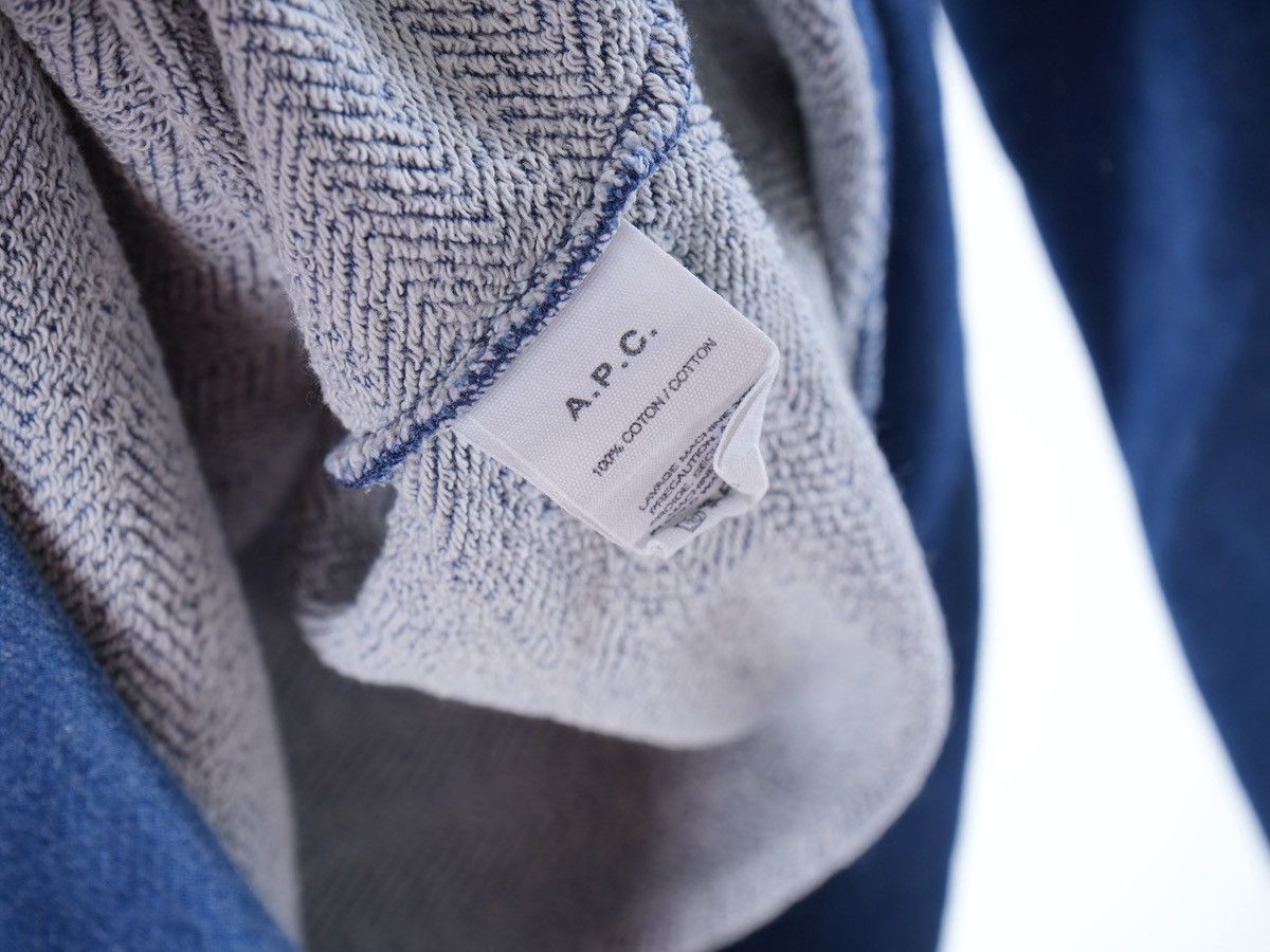 A.P.C. A.P.C Navy Crewneck Sweatshirt L-XL Size US XL / EU 56 / 4 - 4 Thumbnail