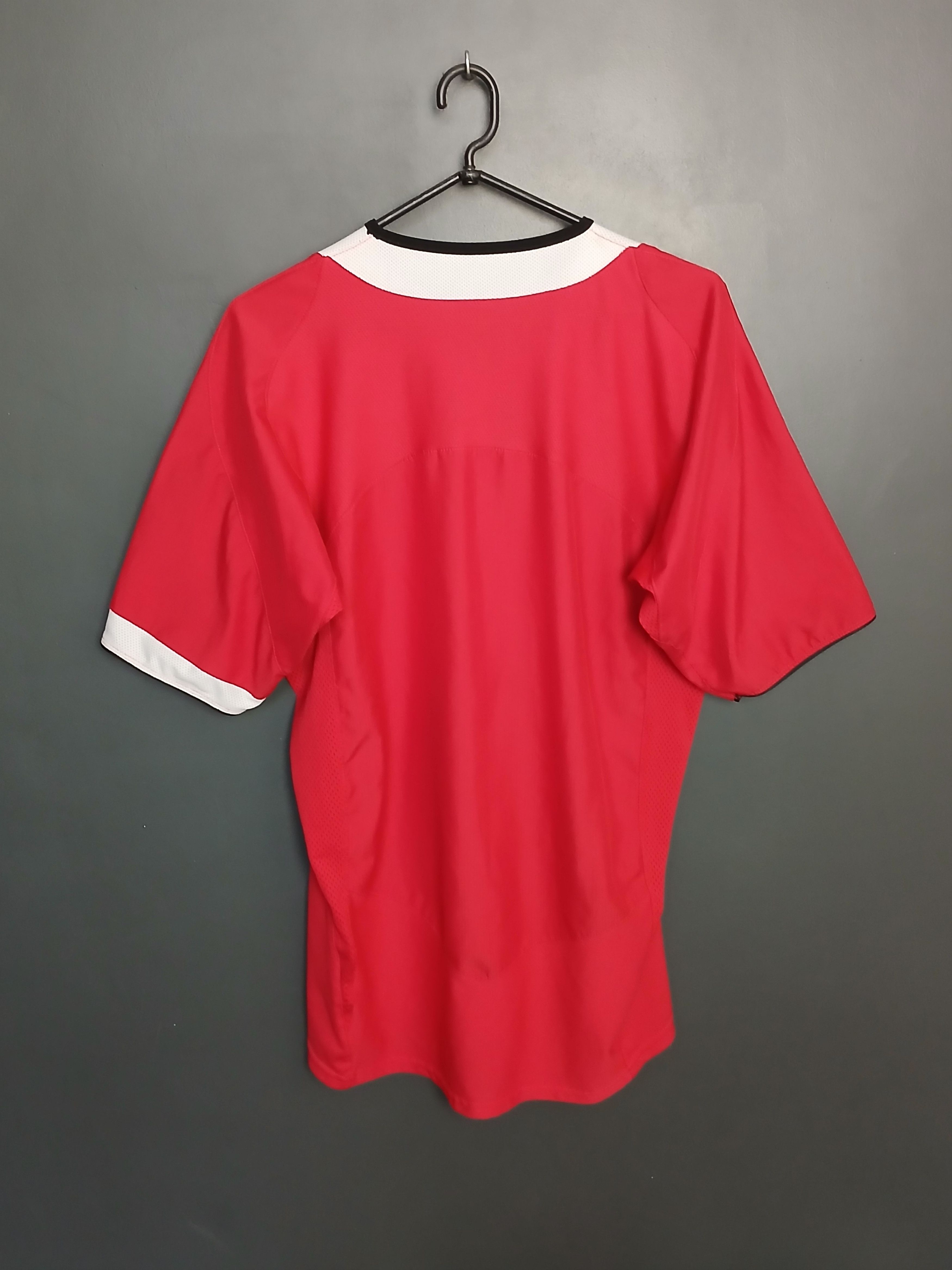 Other Manchester United 2004/2006 Home Football Jersey T-Shirt Size US XL / EU 56 / 4 - 2 Thumbnail