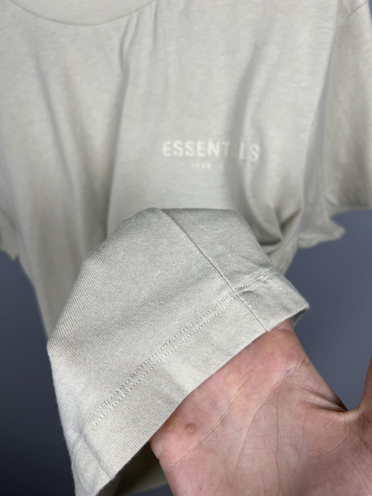 Essentials Fear of God Essentials beige tee tshirt Size S / US 4 / IT 40 - 8 Thumbnail
