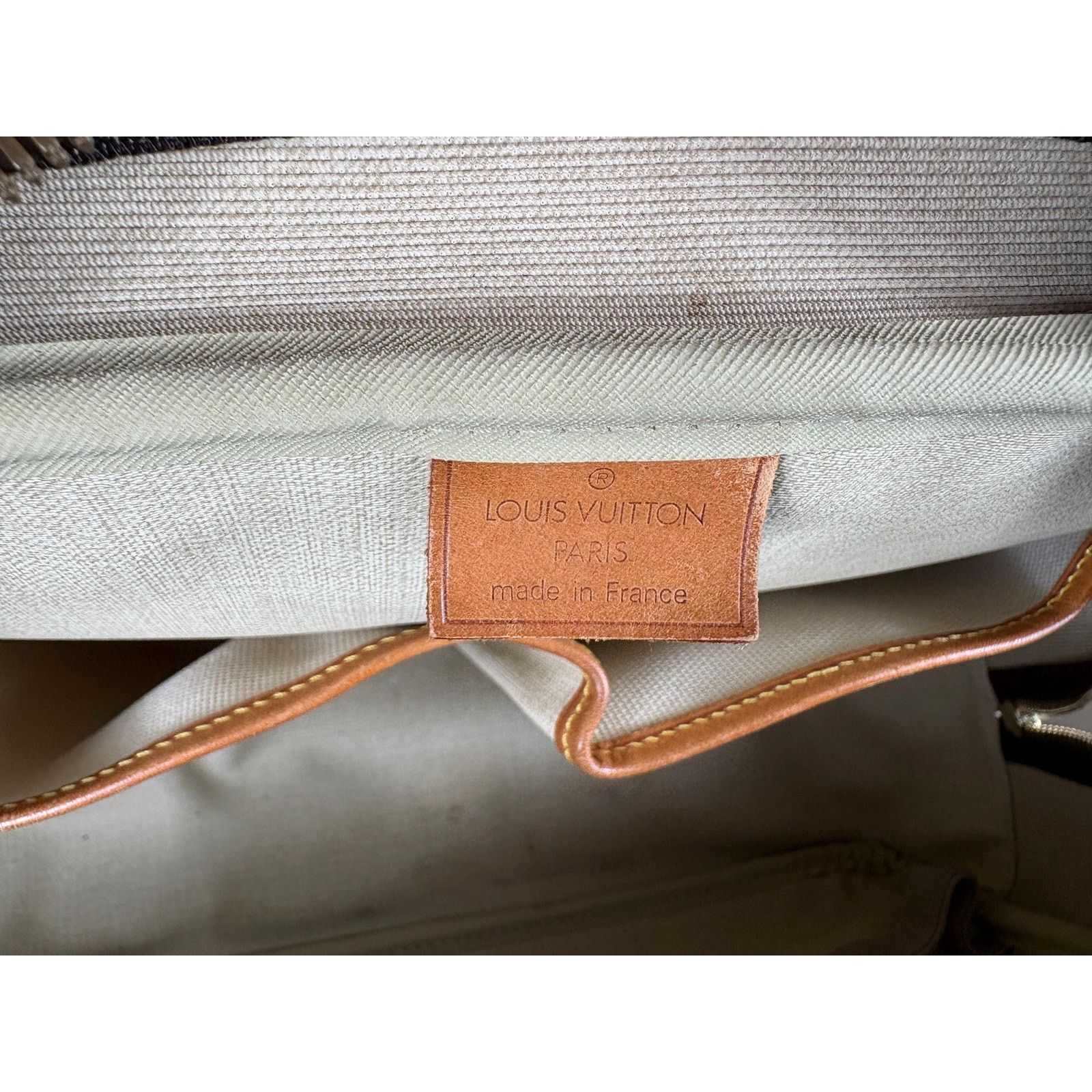 Louis Vuitton Authentic Louis Vuitton Deauville Monogram Handbag Size ONE SIZE - 9 Thumbnail