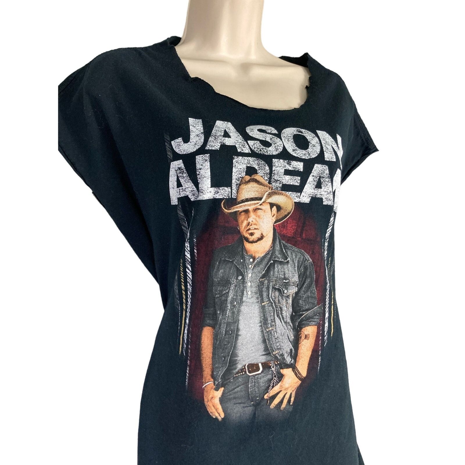 Band Tees Jason Aldean Six String Circus Womens 2XL Black T-Shirt Size XXL / US 16-18 / IT 52-54 - 1 Thumbnail