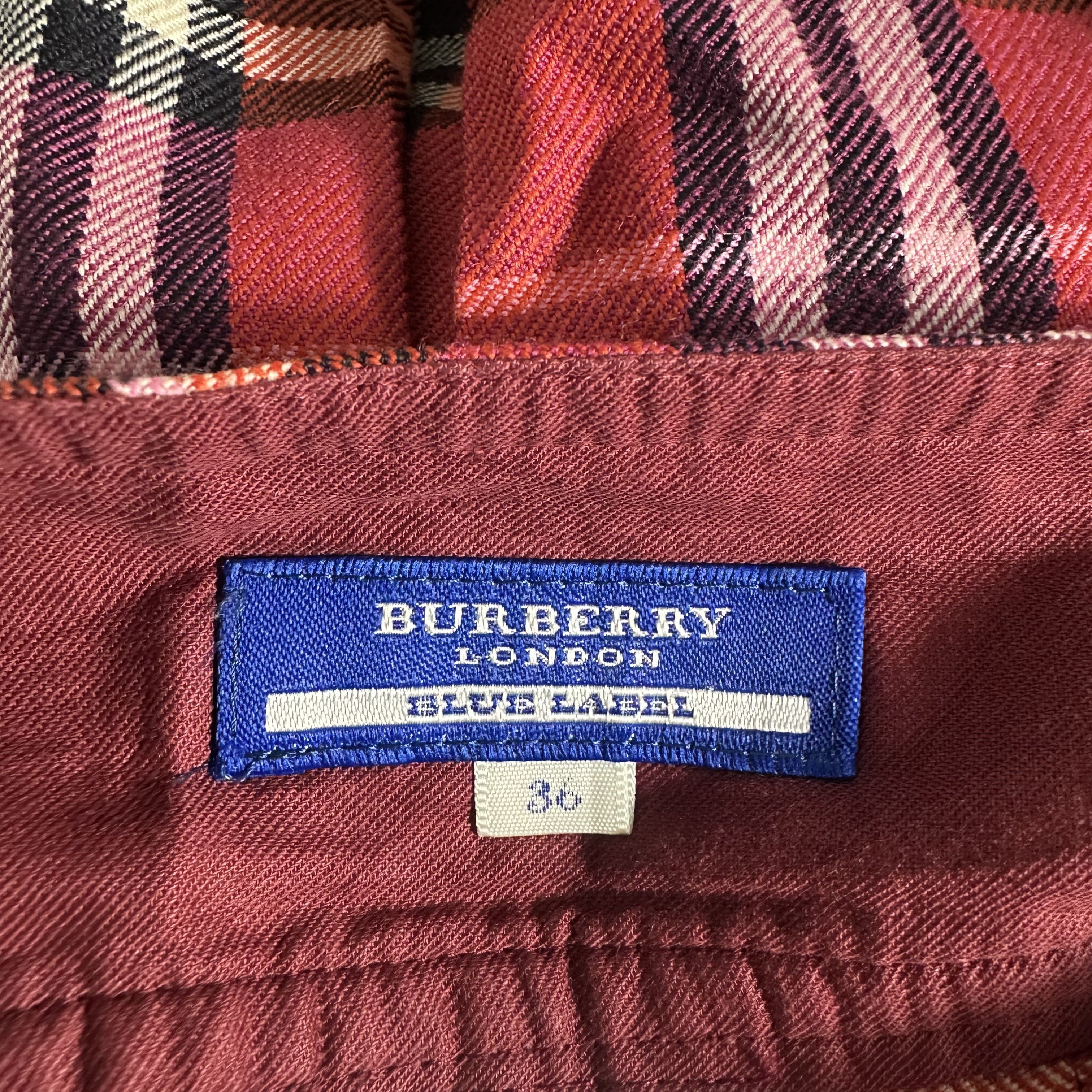 Burberry 🔥RARE🔥Burberry Blue Label Nova Check Mini Skirt Size 36" / US 14 / IT 50 - 4 Thumbnail