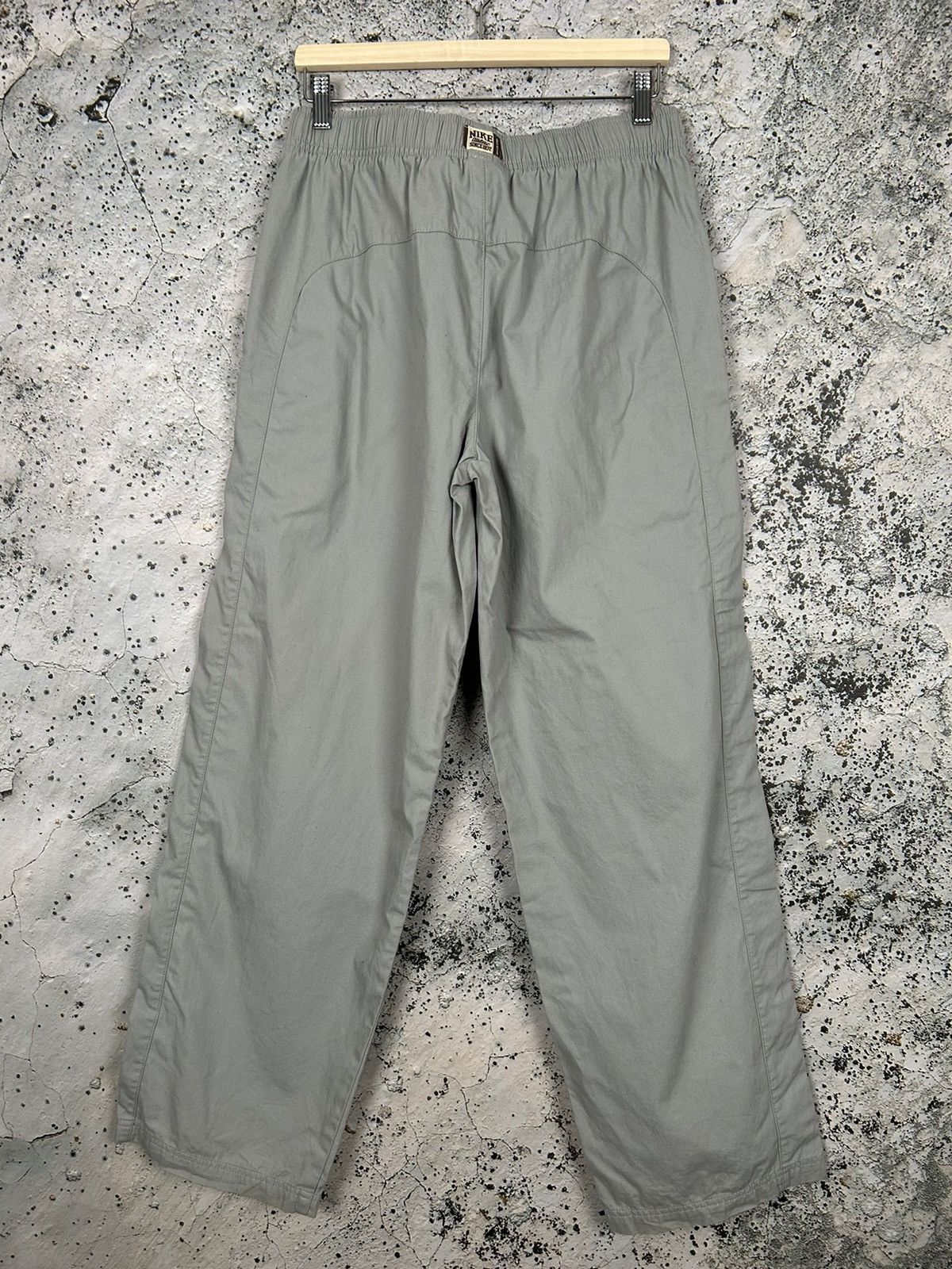Nike Vintage Nike Y2K Sweatpants Streetwear Drill Hype Retro 00s Size US 32 / EU 48 - 5 Thumbnail