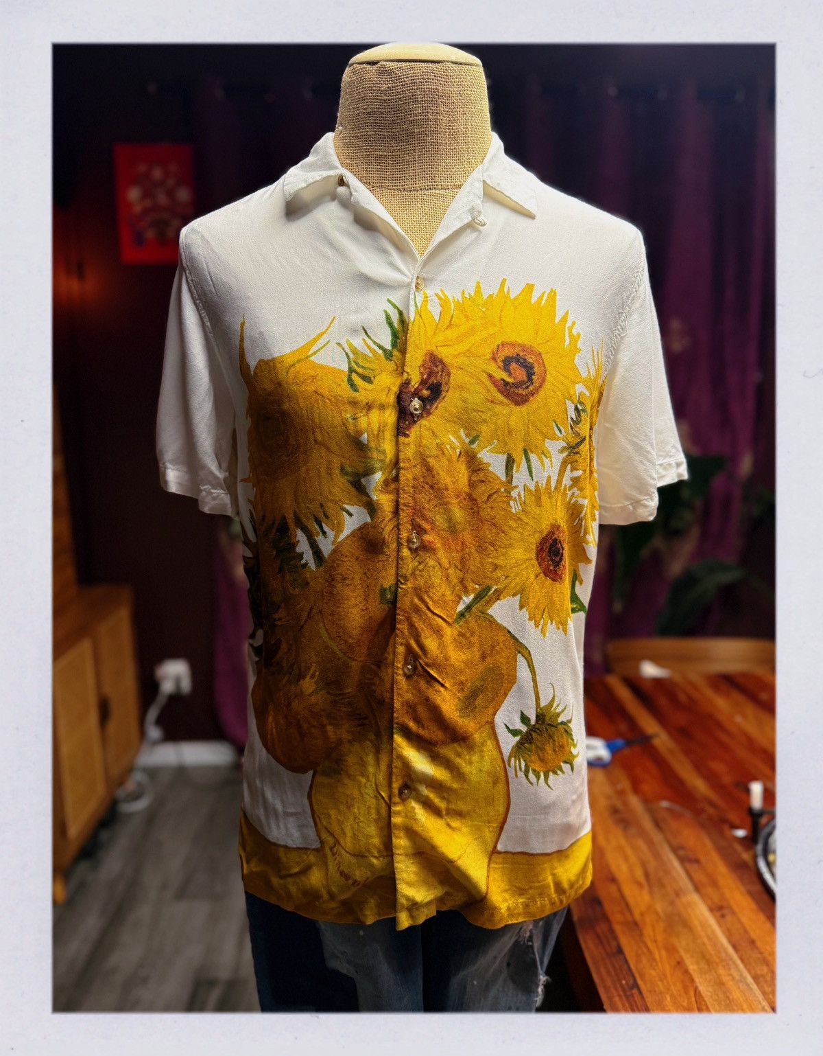 Asos Van Gogh “Sunflowers” Short Sleeve Button-Up Shirt Size US M / EU 48-50 / 2 - 1 Thumbnail