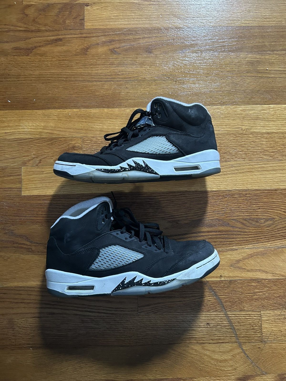 Jordan Brand Jordan 5 retro moonlight Size US 10 / EU 43 - 2 Thumbnail
