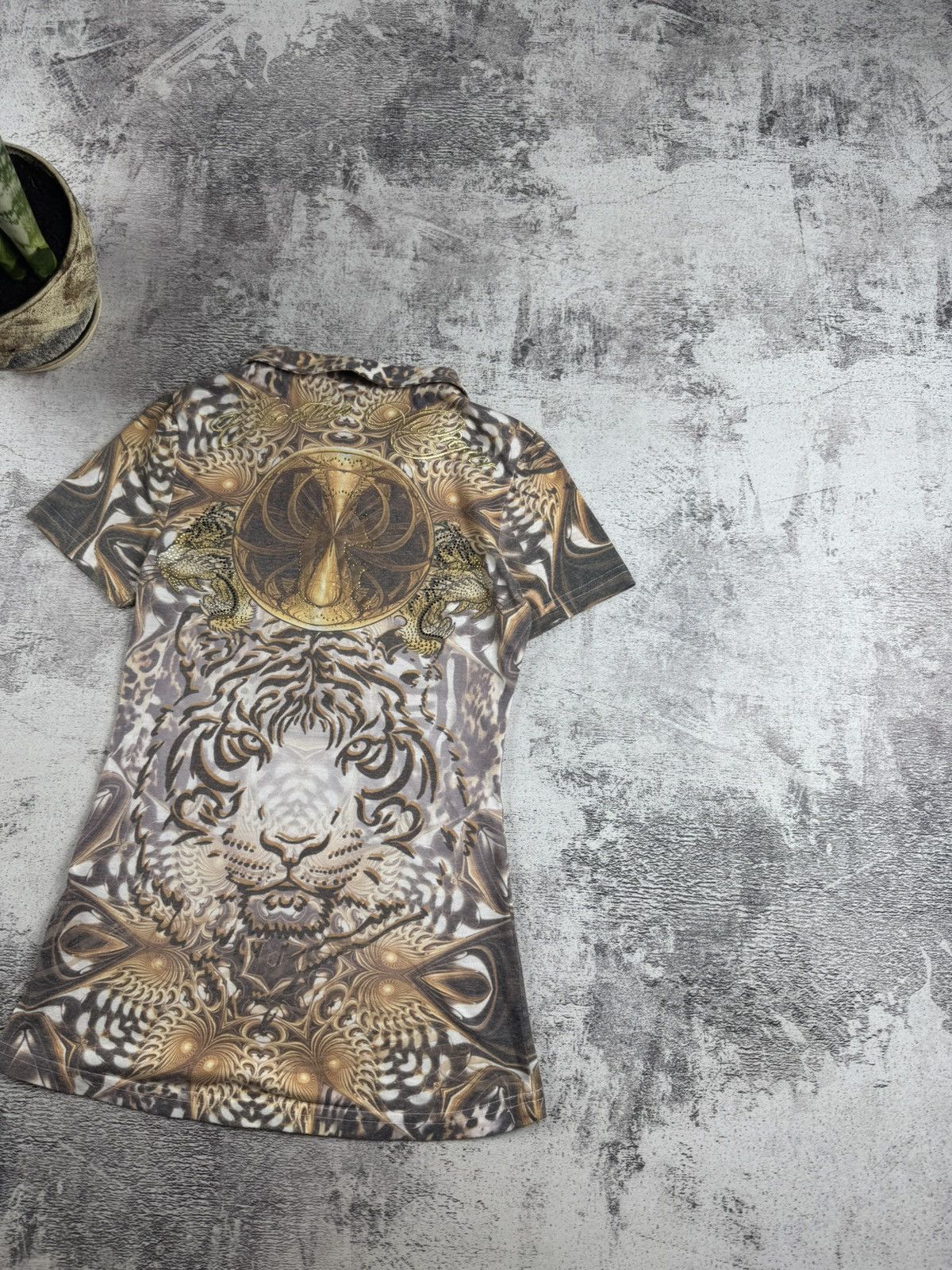 Christian Audigier Christian Audigier Embroidered Gold Tiger Leopard Y2K Jersey Women’s T Shirt Top Size S / US 4 / IT 40 - 15 Thumbnail