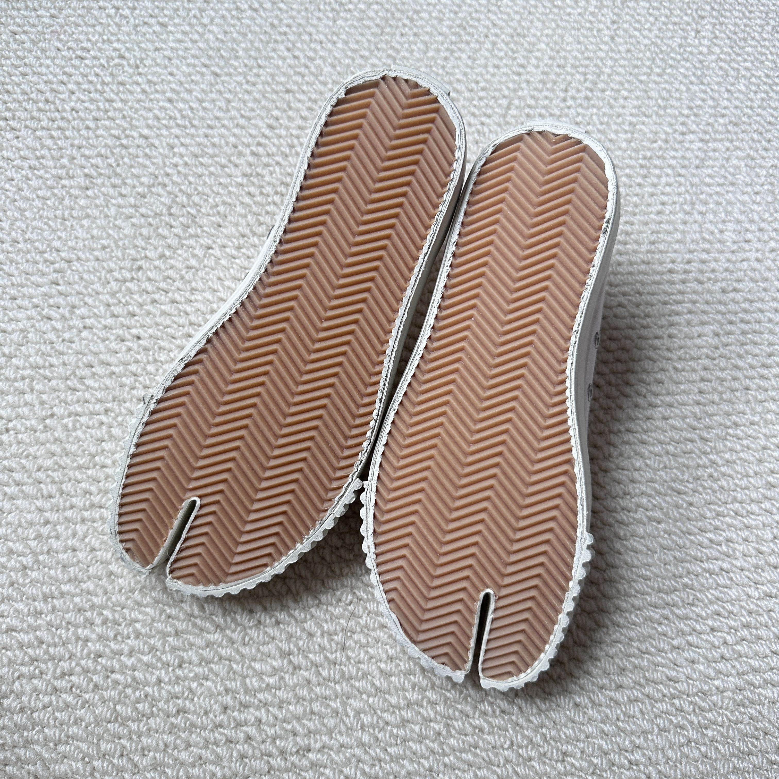 Maison Margiela Maison Margiela tabi shoes Size US 7.5 / IT 37.5 - 5 Thumbnail