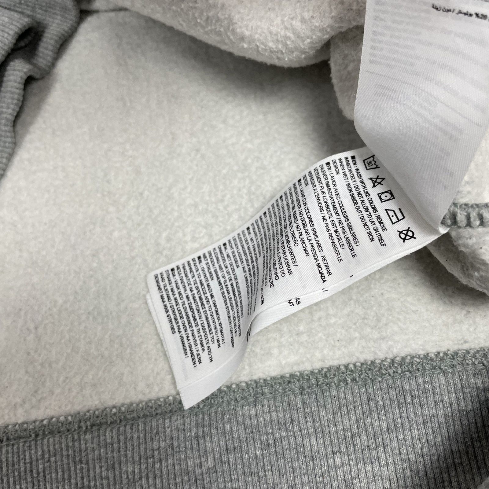 Nike Nike Men's Heather Gray Long Sleeve Pullover Sweatshirt M Size US M / EU 48-50 / 2 - 12 Thumbnail