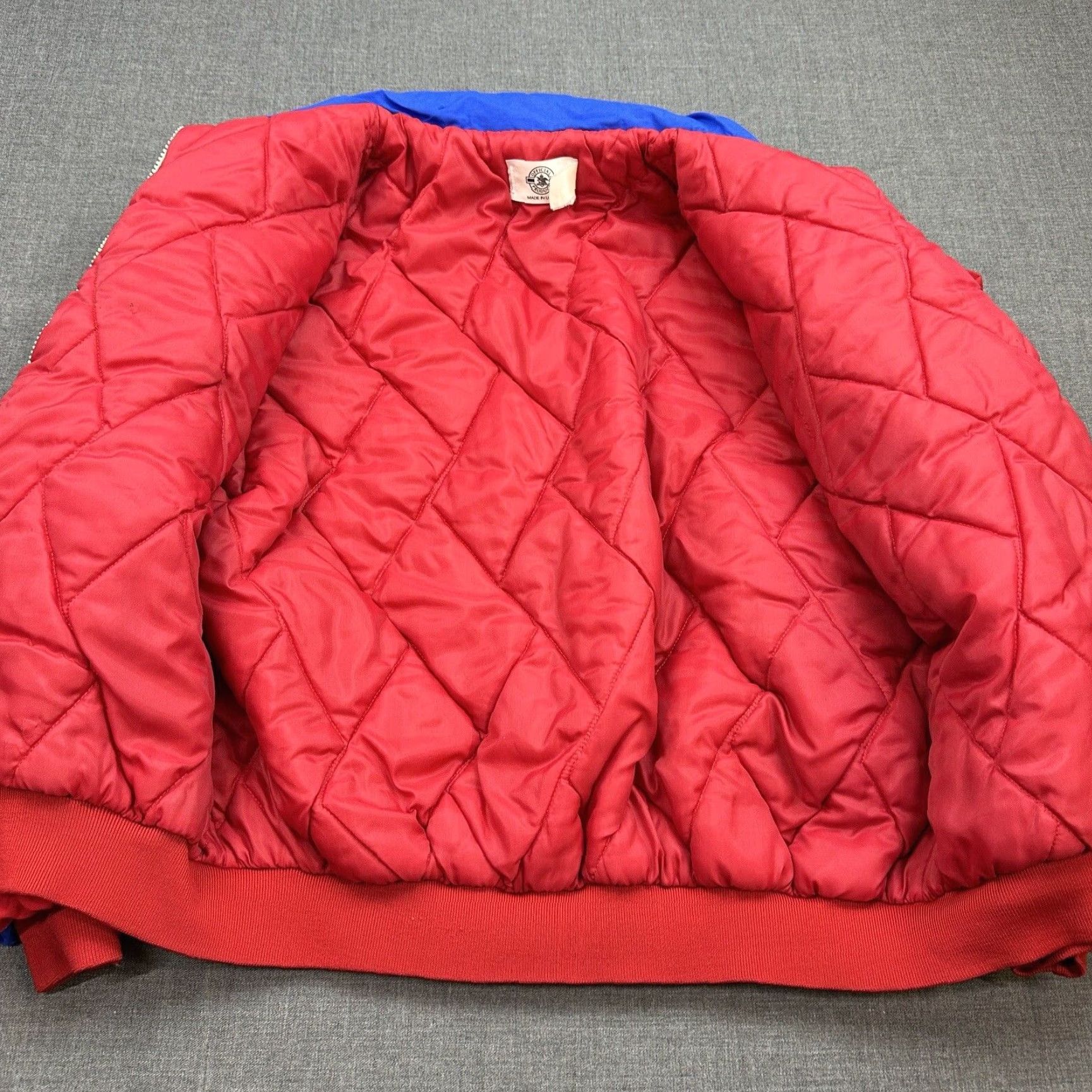 Budweiser VINTAGE Budweiser NASCAR Jacket Mens L Red Bomber Insulated Nylon Zip 80s USA Crew Neck Stand-Up Pockets Quilted Logo Outdoor Racing Classic Men Size US L / EU 52-54 / 3 - 6 Thumbnail
