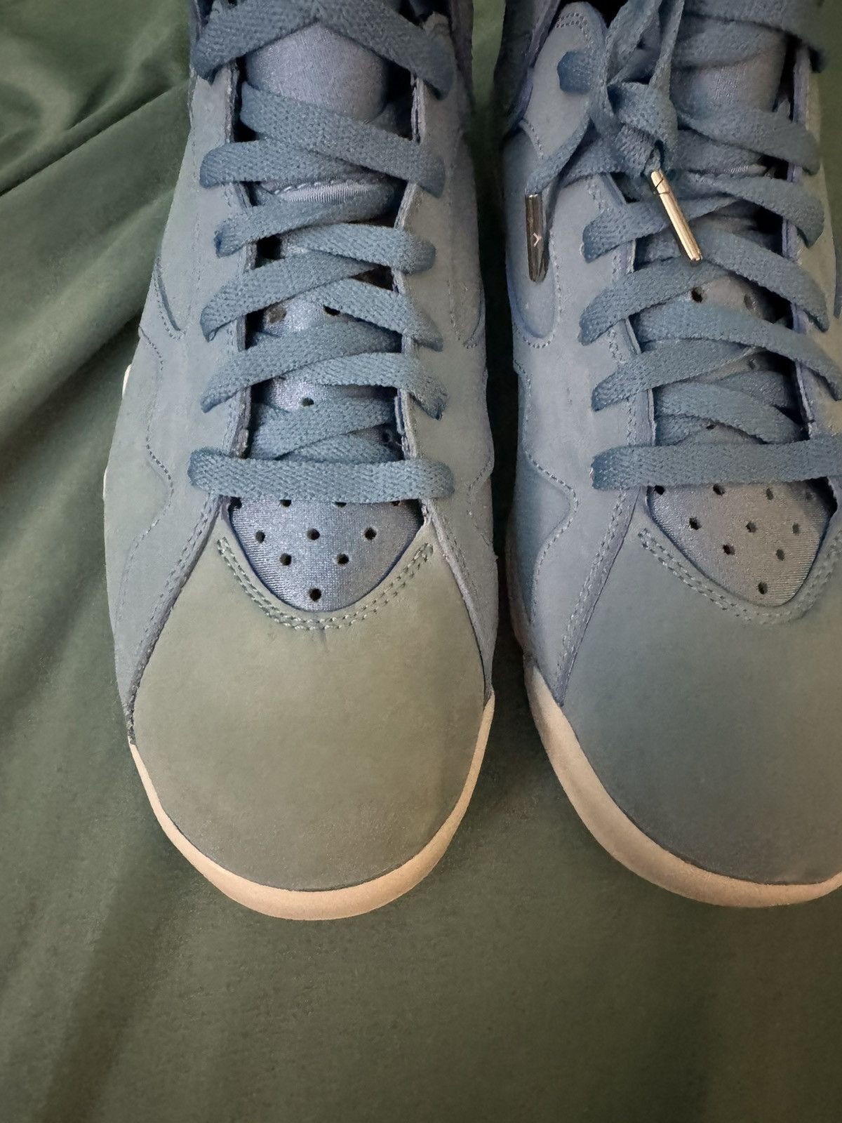 Jordan Brand Nike Air Jordan 7 Pantone 2017 Size US 10 / EU 43 - 8 Thumbnail
