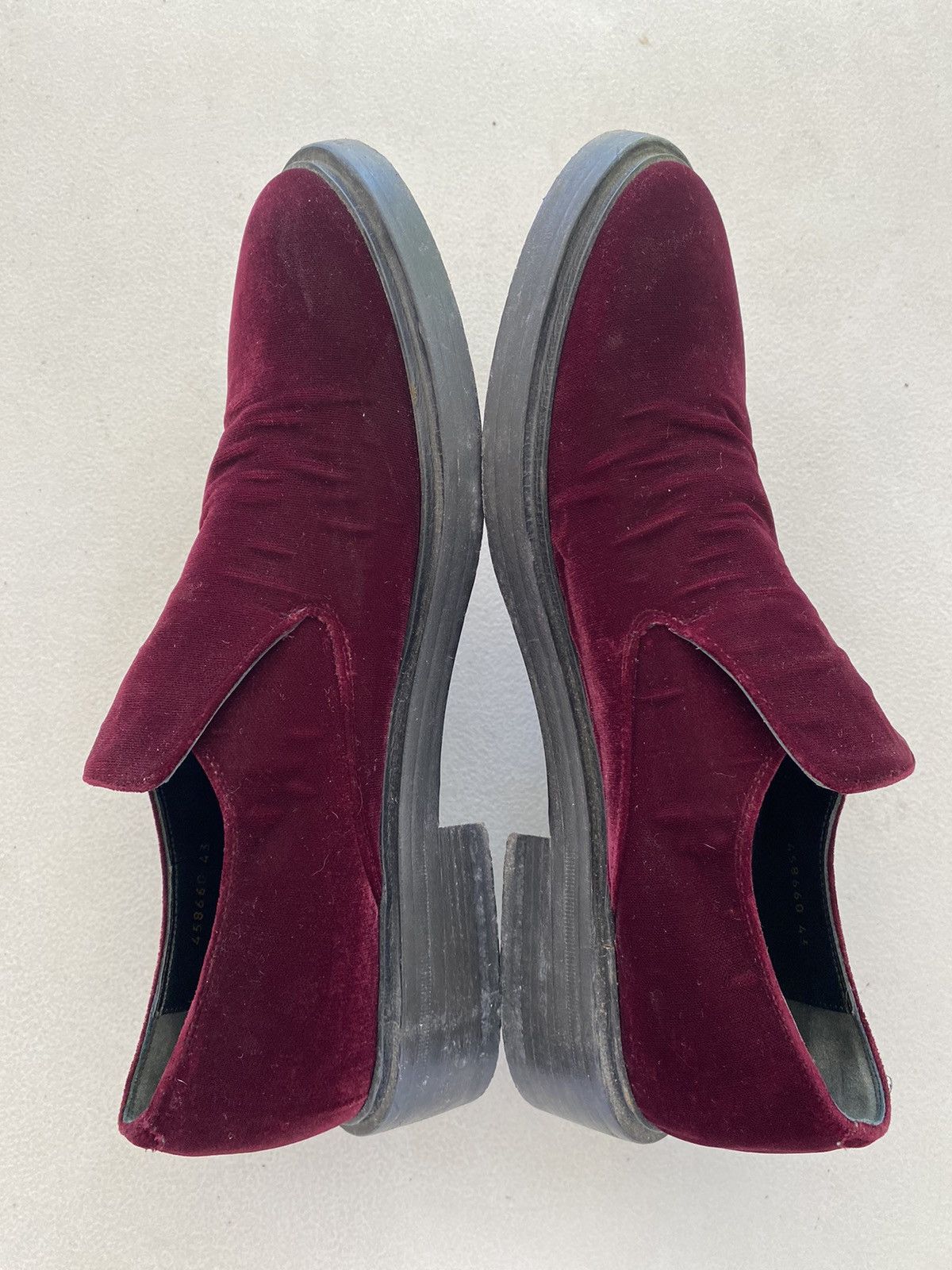 Balenciaga 17SS red velvet slip on loafers Size US 11 / EU 44 - 9 Thumbnail