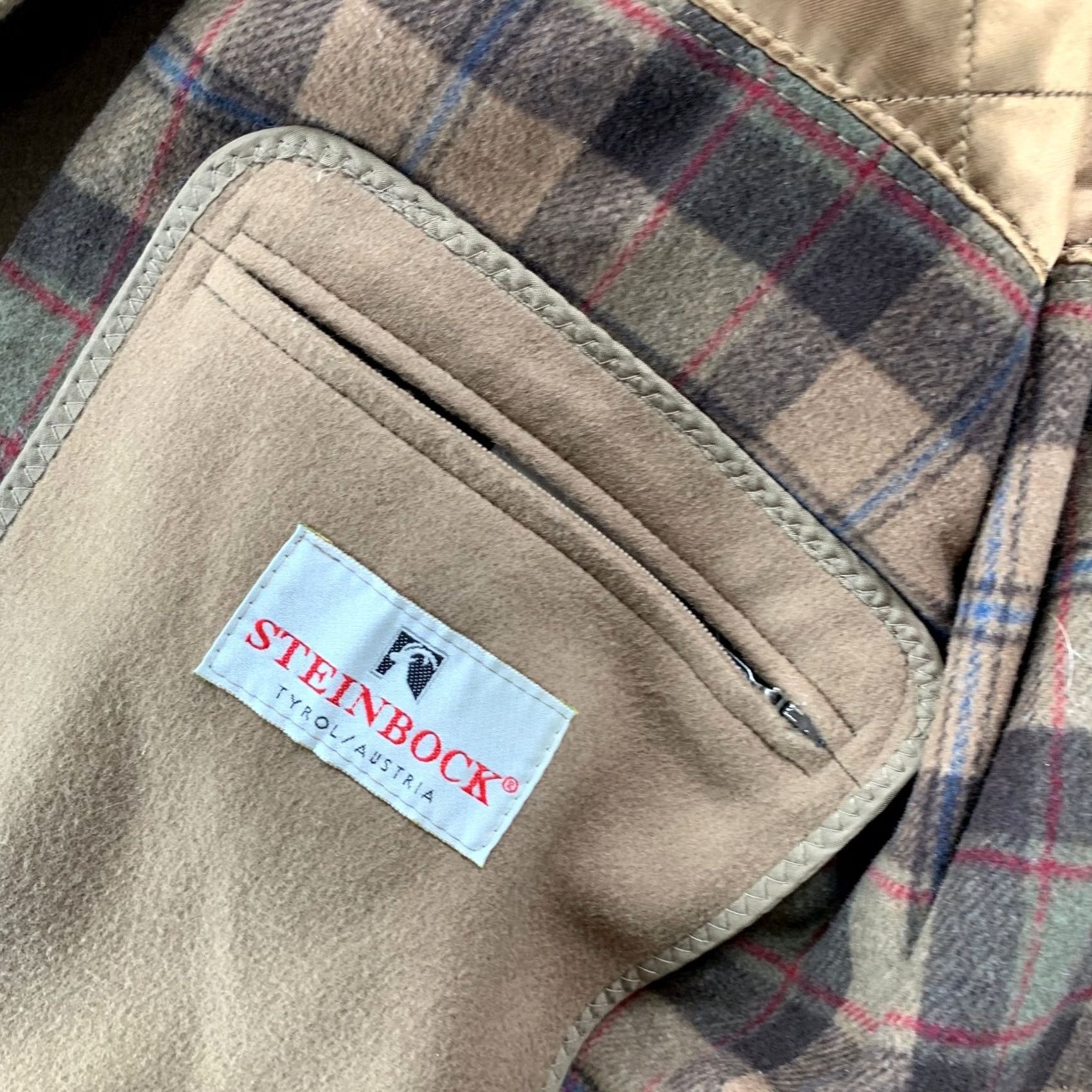 Vintage VINTAGE Steinbock Wool Overcoat Mens 36 Brown Plaid Liner Wool Lining Coat Long Buttoned Casual Business Mens Size US XXS / EU 40 - 4 Thumbnail