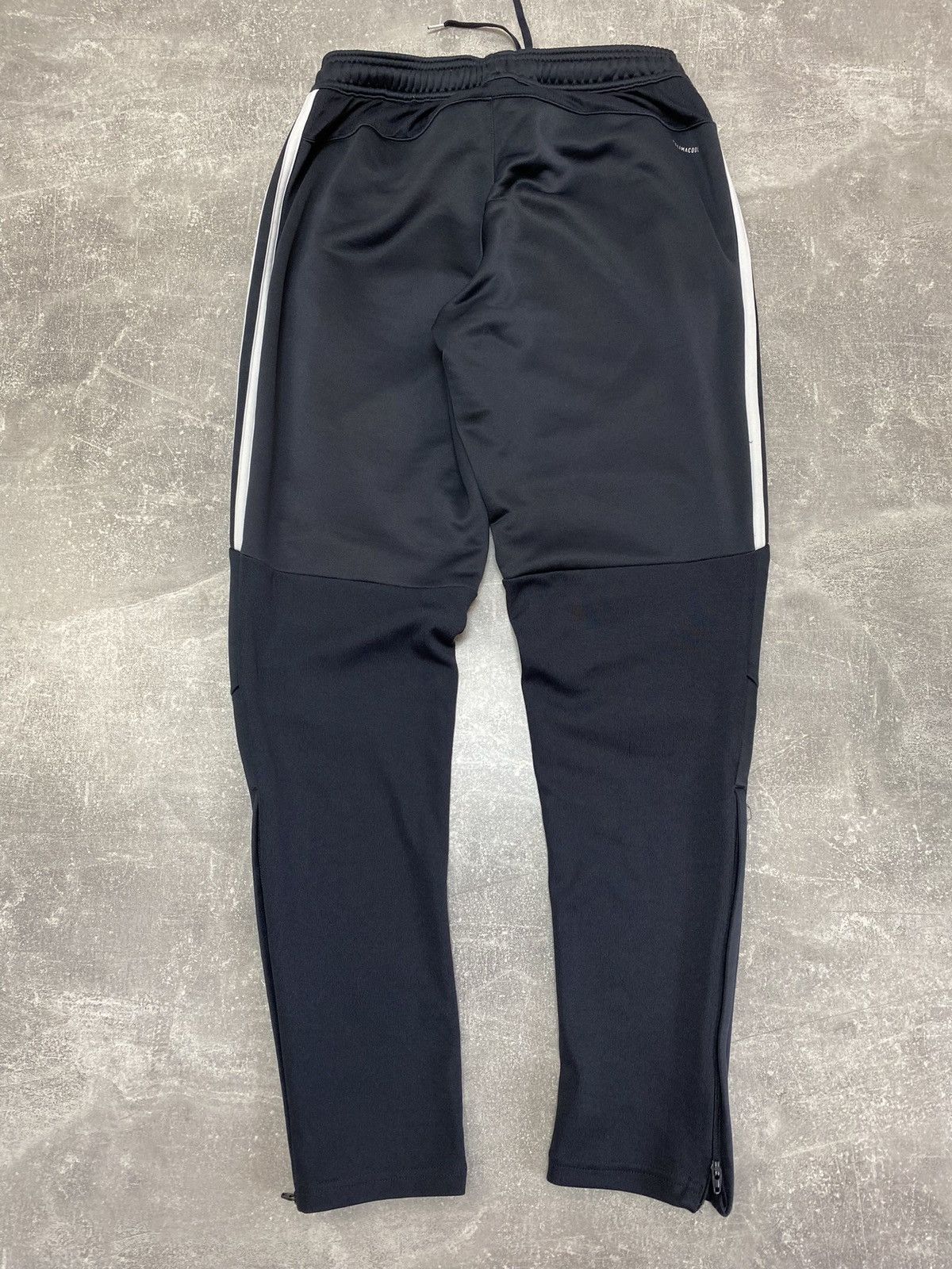 Adidas Manchester United 2017 Adidas Soccer Football Pants Joggers Size US 30 / EU 46 - 15 Thumbnail