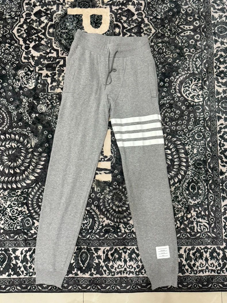 Thom Browne Thom Browne size2 Grey trousers Size US 26 / EU 42 - 1 Thumbnail