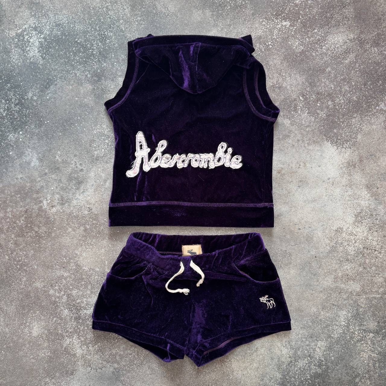 Abercrombie & Fitch Abercrombie & Fitch Y2K Velour Set Hoodie & Shorts Size S / US 4 / IT 40 - 2 Thumbnail