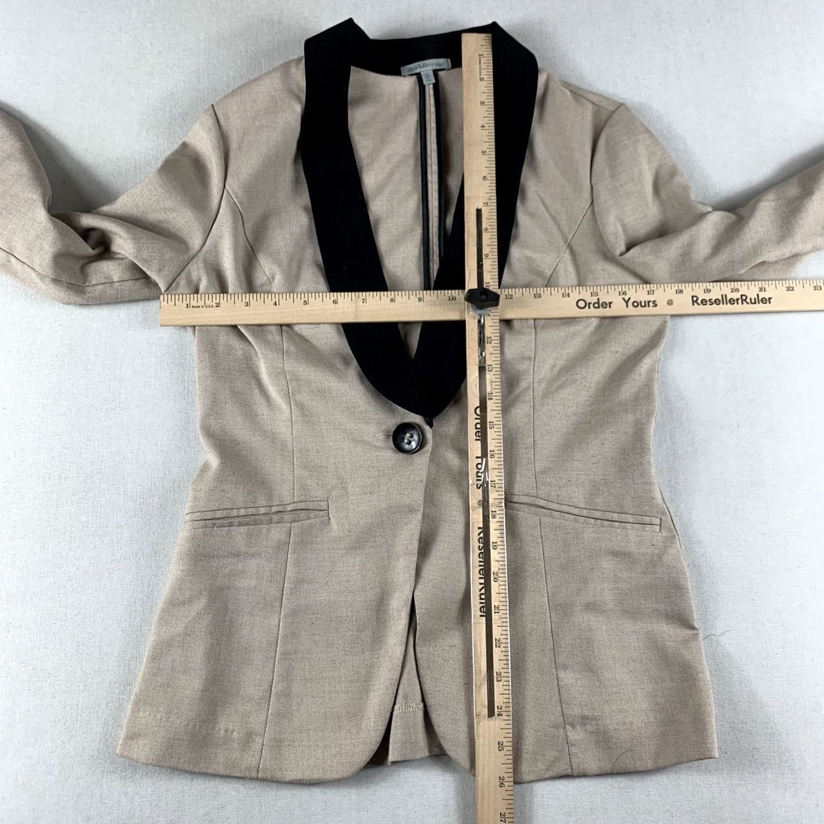 Vintage CHARLOTTE RUSSE Blazer Jacket Women Medium Beige Long Sleeve Black Trim Traditional Classic Size M / US 6-8 / IT 42-44 - 5 Thumbnail