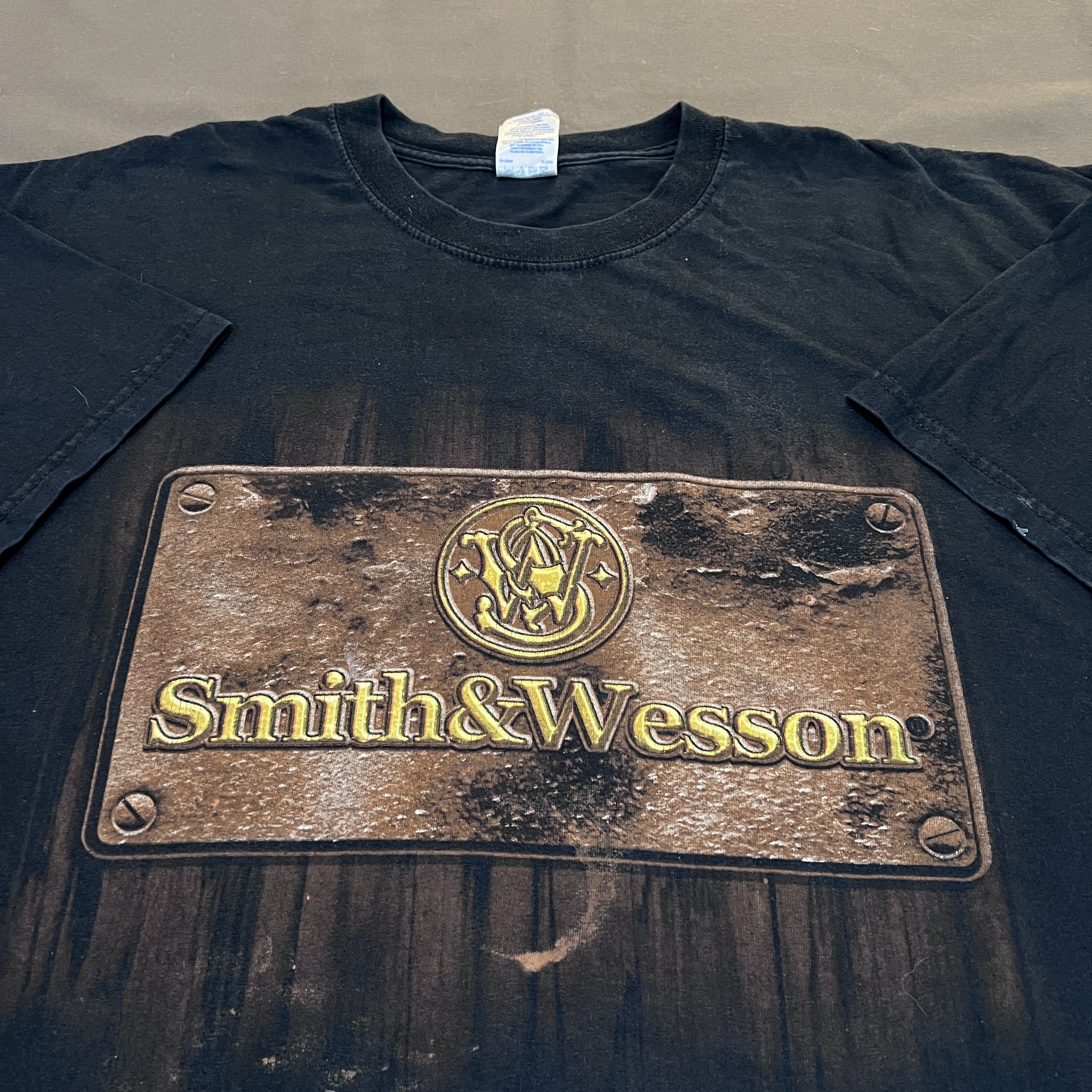 Vintage Y2K Smith & Wesson Gun Promo Tee 2XL 911 Oversized