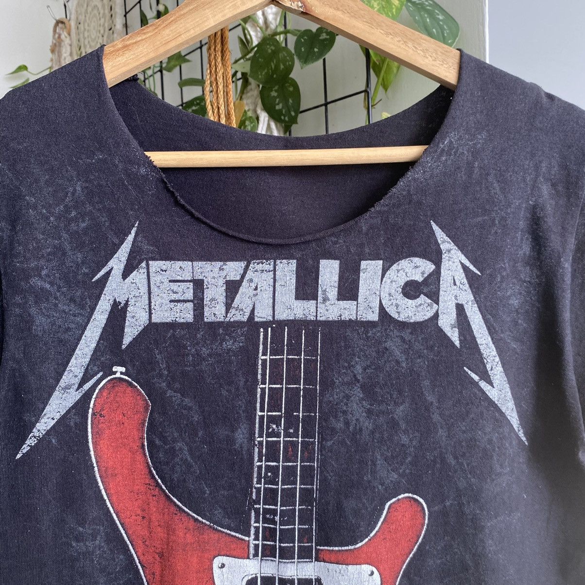 Metallica Thrashed Faded Vintage Metallica Rock Band ERD GRUNGE TSHIRT Size US S / EU 44-46 / 1 - 8 Thumbnail