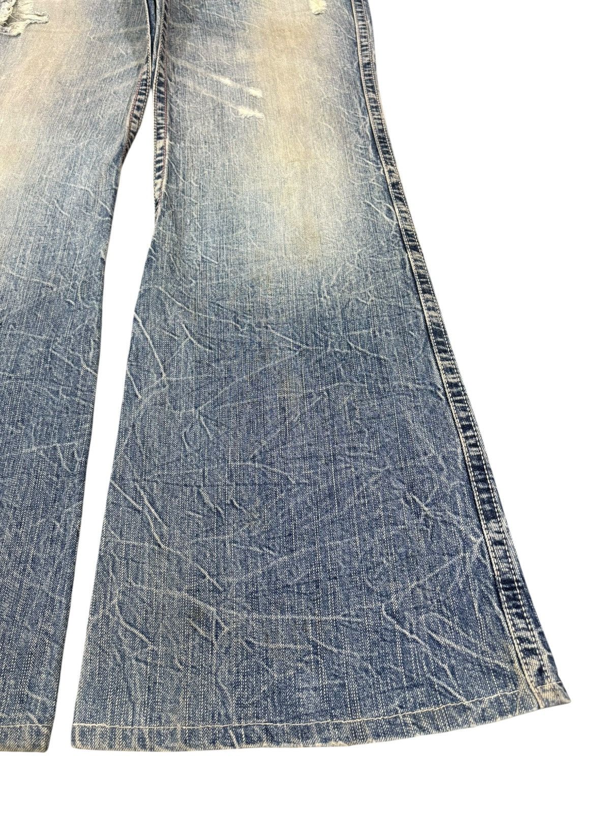 Japanese Brand Vintage Japanese Brand Crack Wash Distressed Flare Jeans Size 31" - 7 Thumbnail