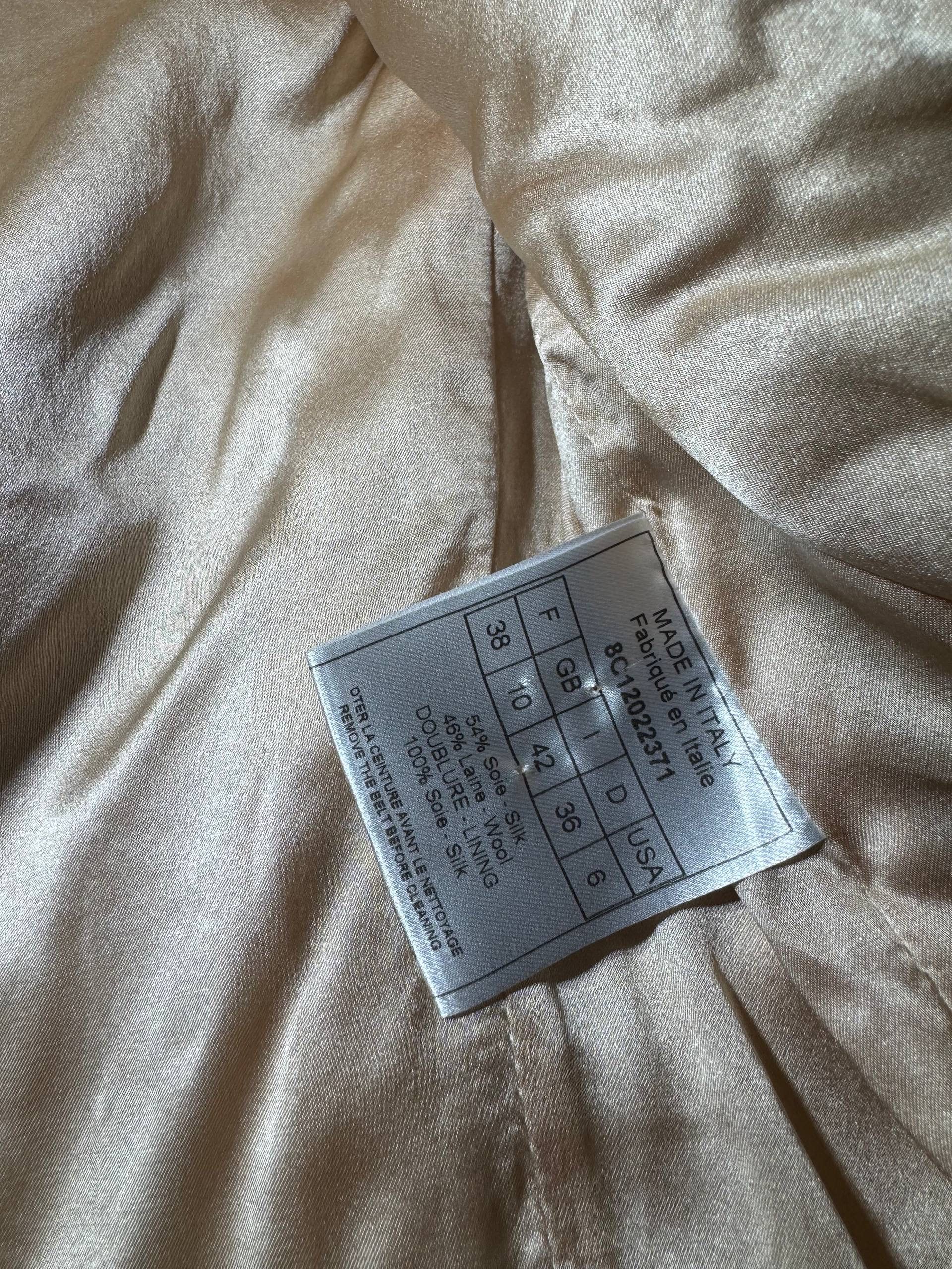 Dior Christian Dior Vintage Women’s Beige Blazer Made in Italy Size M / US 6-8 / IT 42-44 - 10 Thumbnail