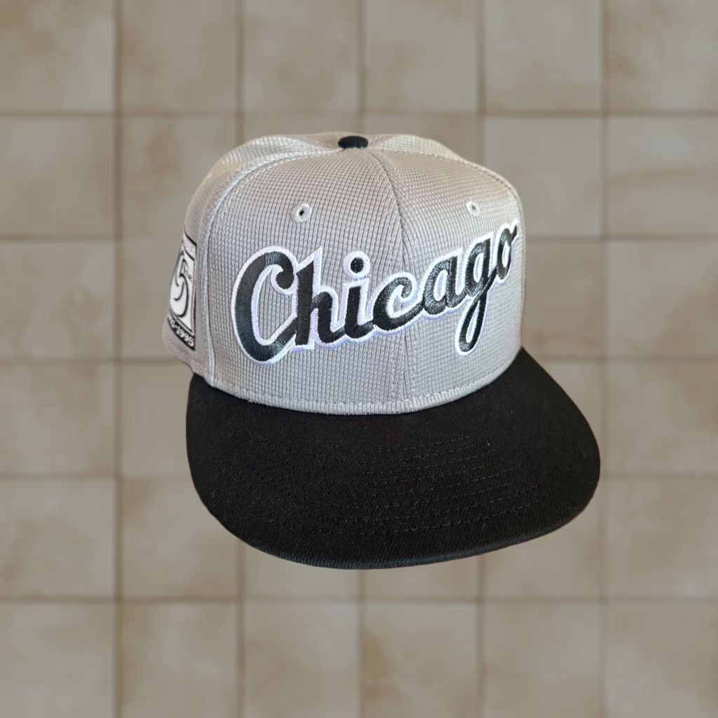 New Era New Era Chicago White Sox 59FIFTY Fitted Hat Cap 95th Year Side Patch 7 1/4 Gray Sky Blue/Royal Blue 2T/Grey UV Mens Adults Hats Size ONE SIZE - 1 Thumbnail