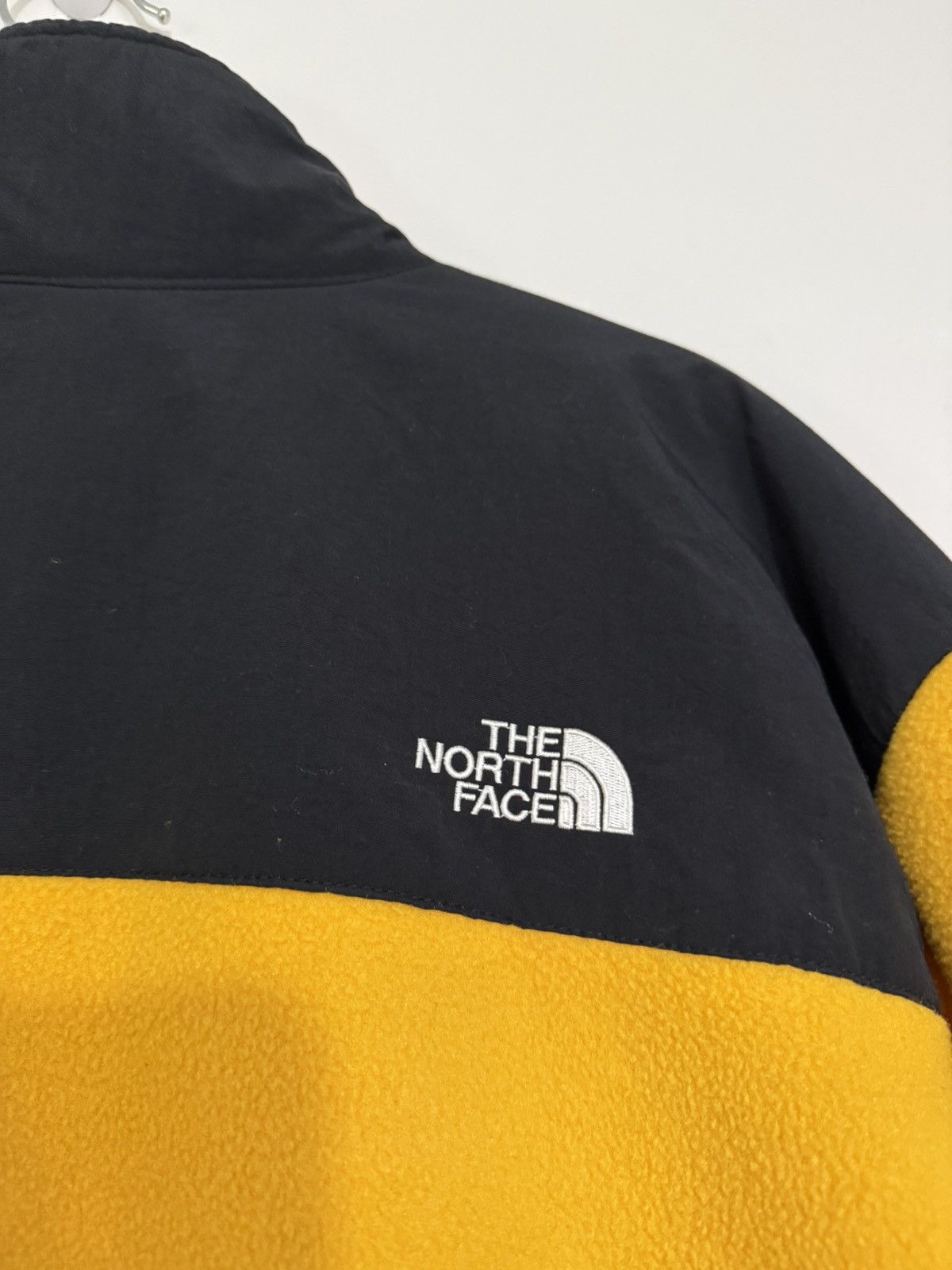 The North Face RARE Vintage The North Face Denali Fleece Summit Yellow L Size US L / EU 52-54 / 3 - 10 Thumbnail