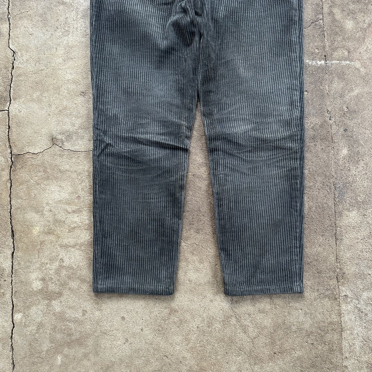 Levi's Vintage Levi’s Corduroy Velvet Gray Pants Size 24" / US 00 / IT 34 - 6 Thumbnail
