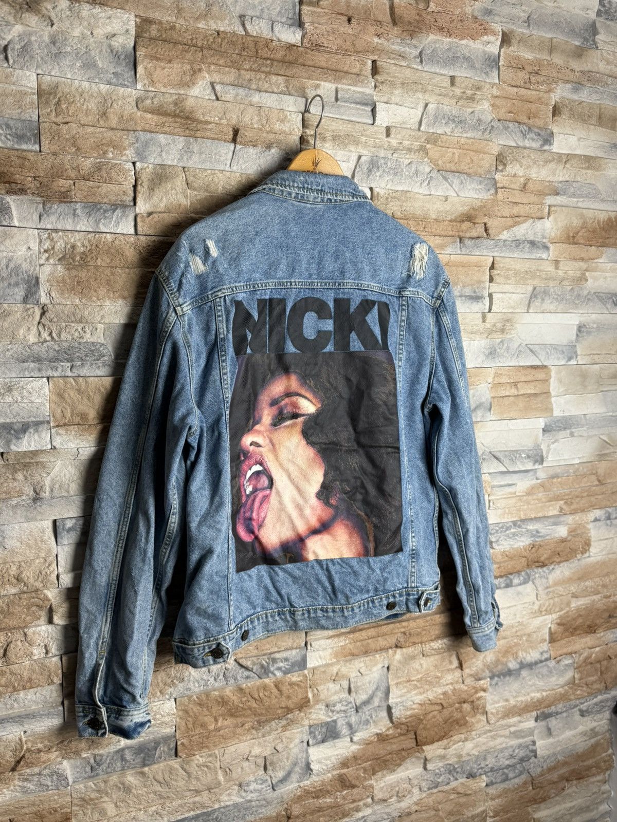 Band Tees NICKI MINAJ X HM MERCHENDISE DENIM JACKET STREETWEAR 