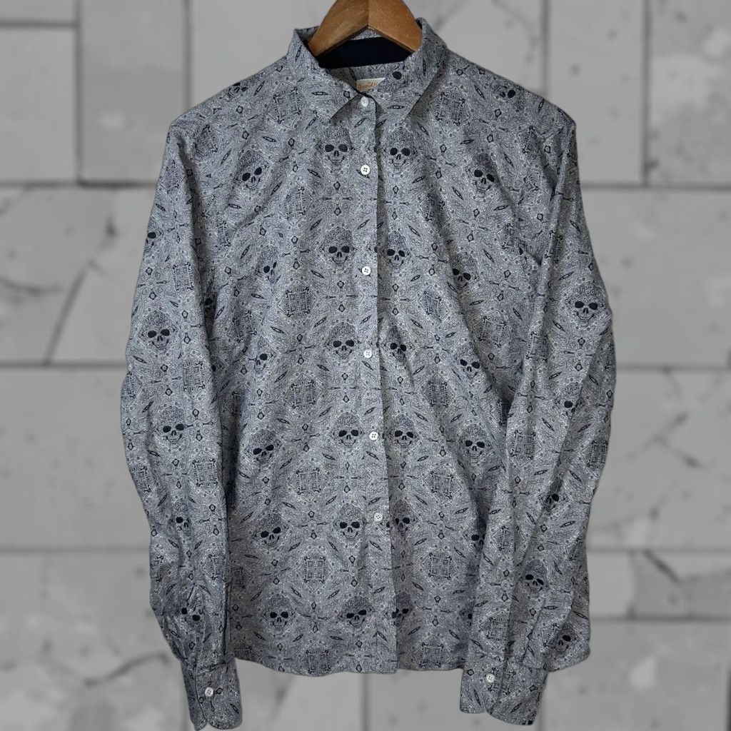 Vintage VINTAGE Royal St.Martin Gray Skull Graphic Button-Up Shirt Mens L Italy Size US L / EU 52-54 / 3 - 1 Thumbnail