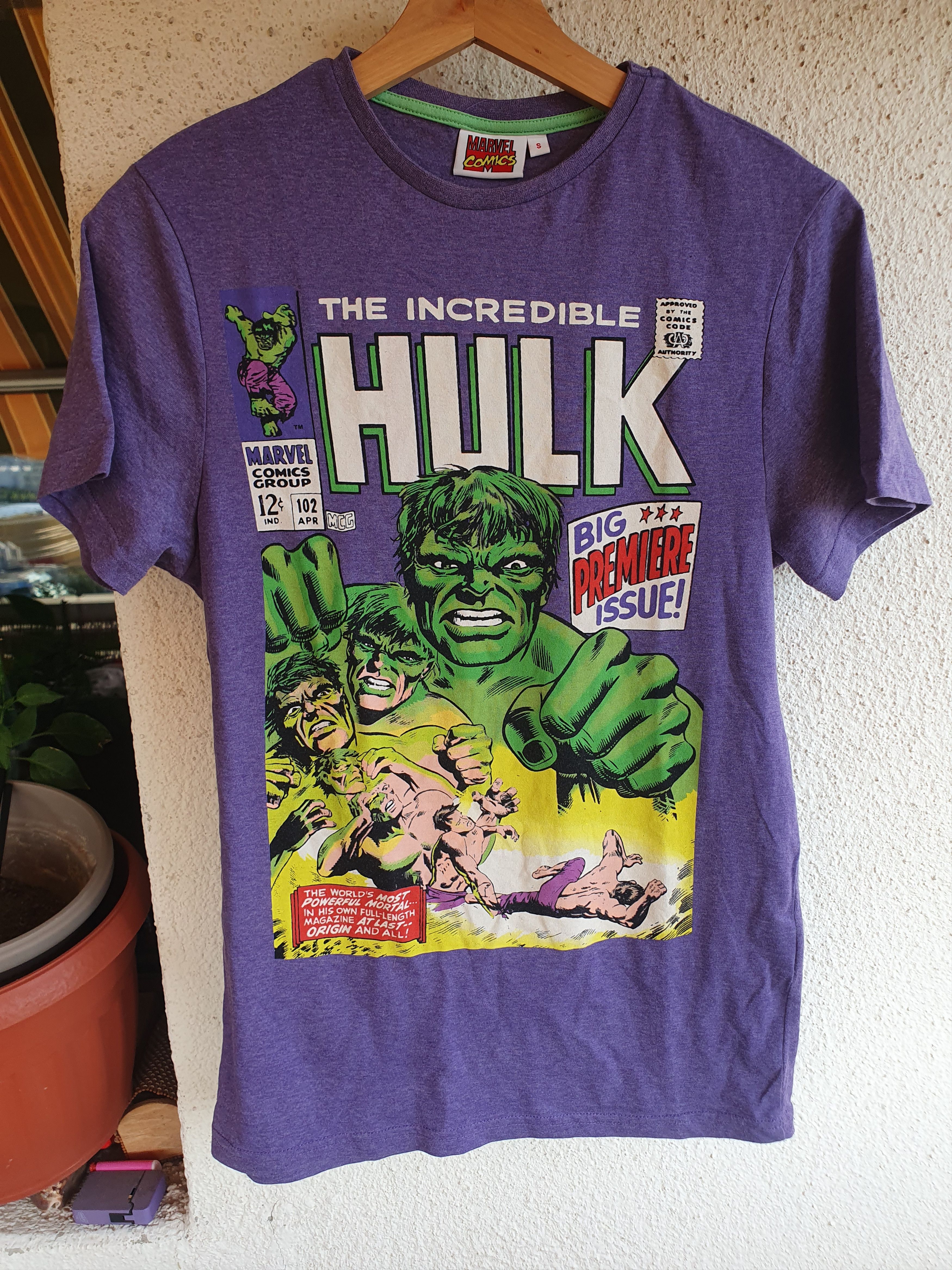 Marvel Comics The Incredible Hulk Marvel Comics 2010 t-shirt sz S/M Size S / US 4 / IT 40 - 1 Thumbnail