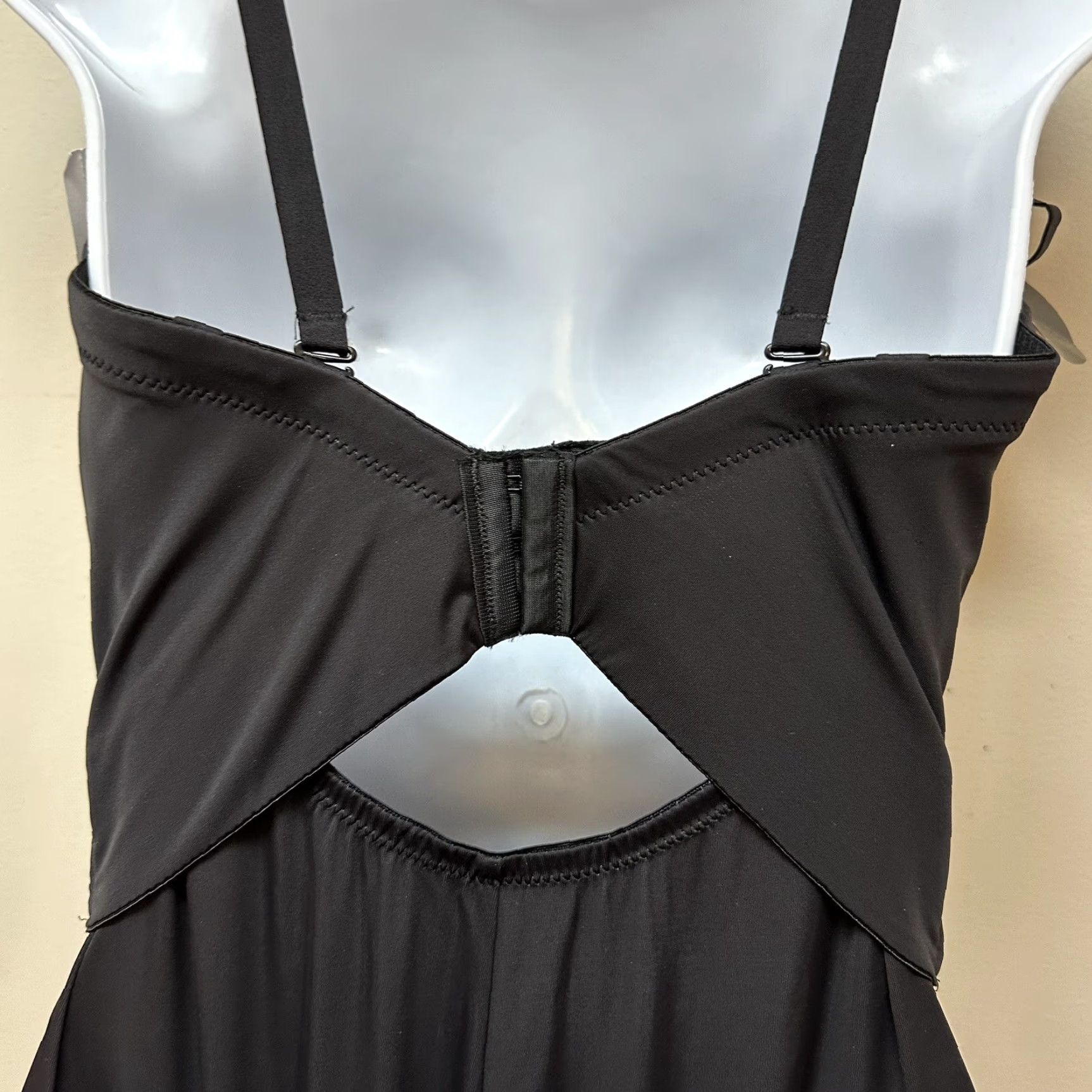 Vintage VINTAGE MAIDENFORM Bodysuit Body Shaper Firm Support Molded Cup Bra 36D NEW Black Nylon Rockabilly Girdle Womens Size M / US 6-8 / IT 42-44 - 4 Thumbnail