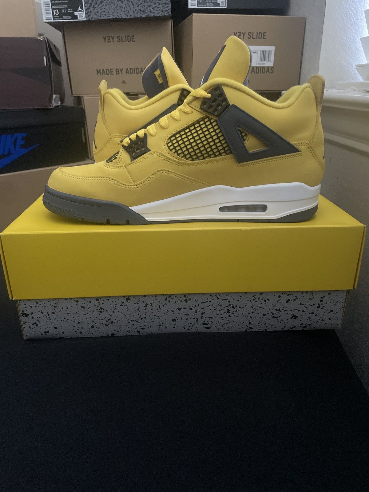 Jordan Brand Jordan 4 Lightning Size US 12 / EU 45 - 2 Thumbnail