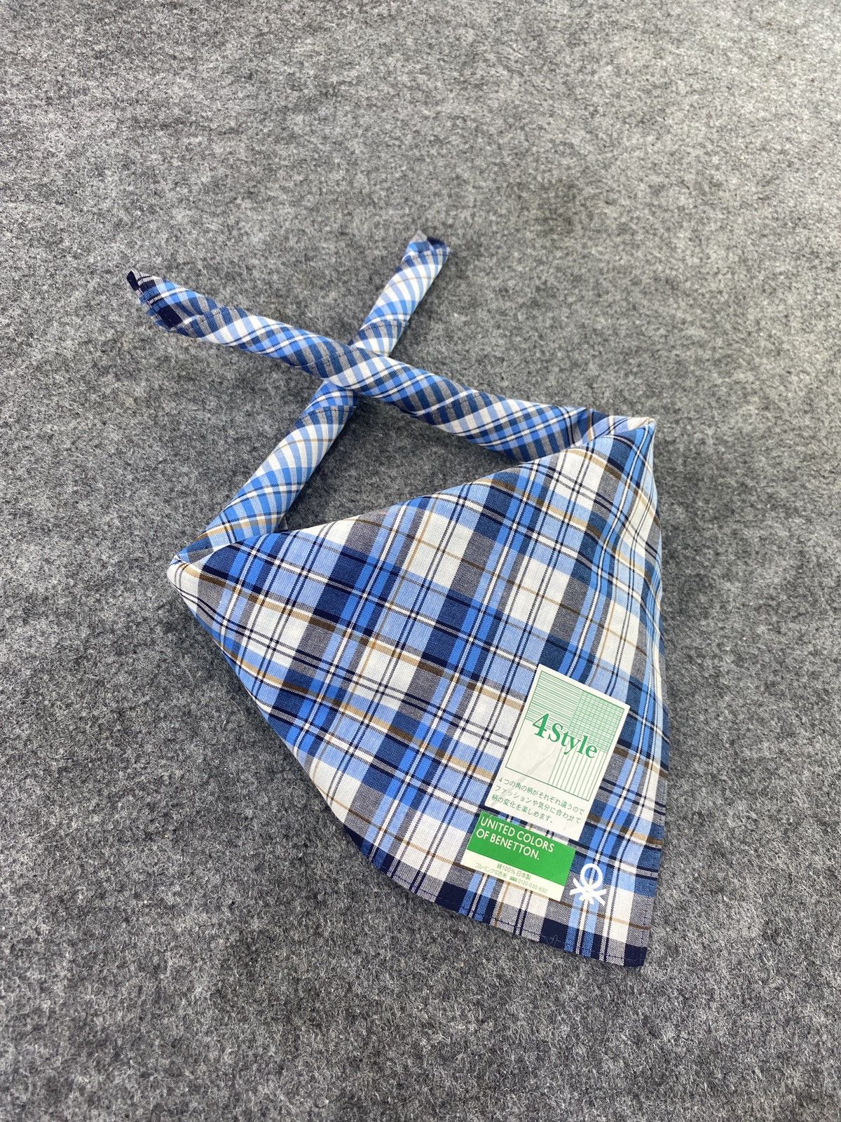 Japanese Brand × United Colors Of Benetton United Colors Handkerchief / Bandana / Neckerchief-B091 Size ONE SIZE - 1 Thumbnail