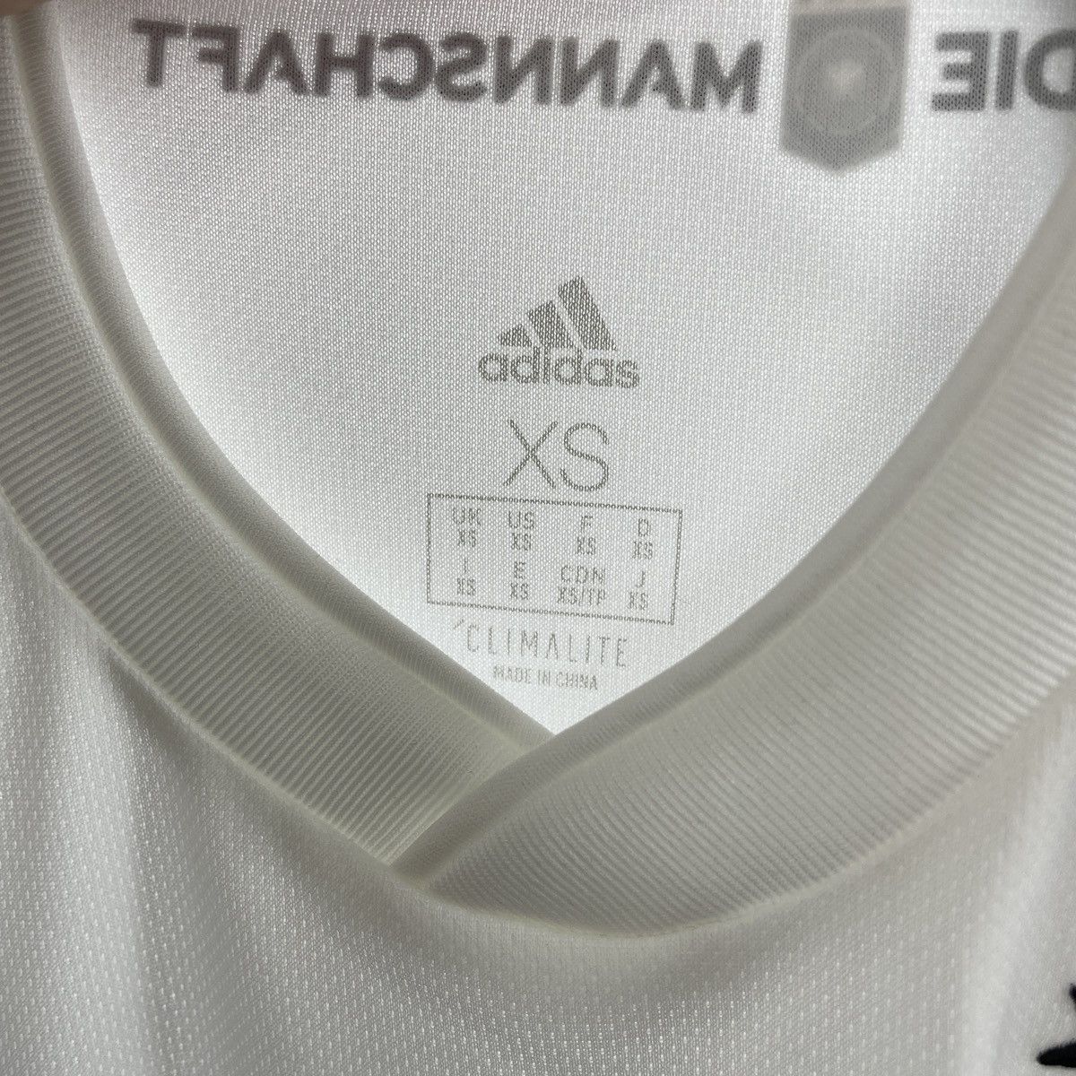 Adidas Germany Adidas Genuine Home Jersey Shirt 2018/2019 size XS Size US XS / EU 42 / 0 - 5 Thumbnail