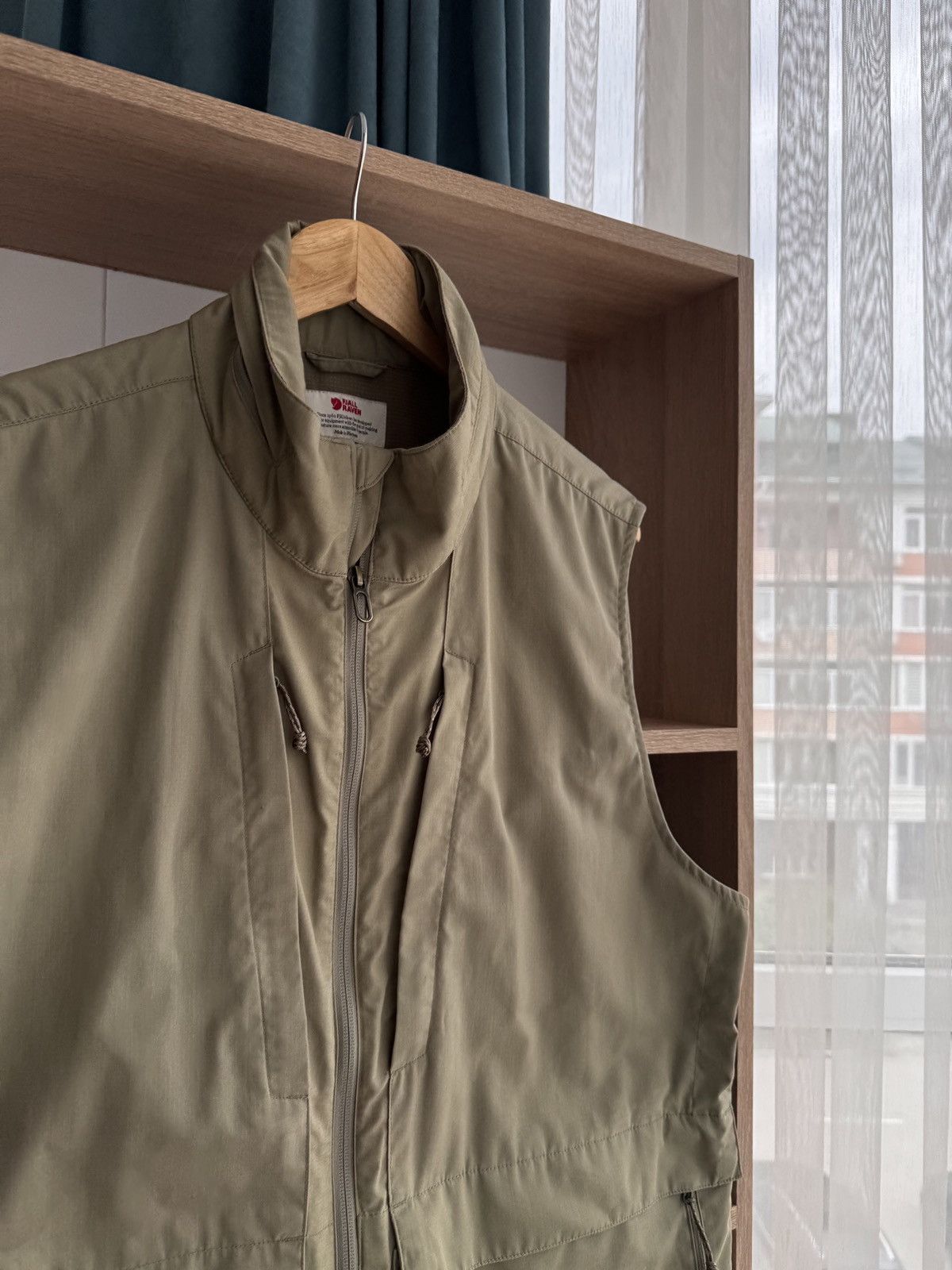 Fjallraven × Vintage Vintage Fjallraven Outdoor Japanese Khaki Traveller Vest Size US XL / EU 56 / 4 - 2 Thumbnail