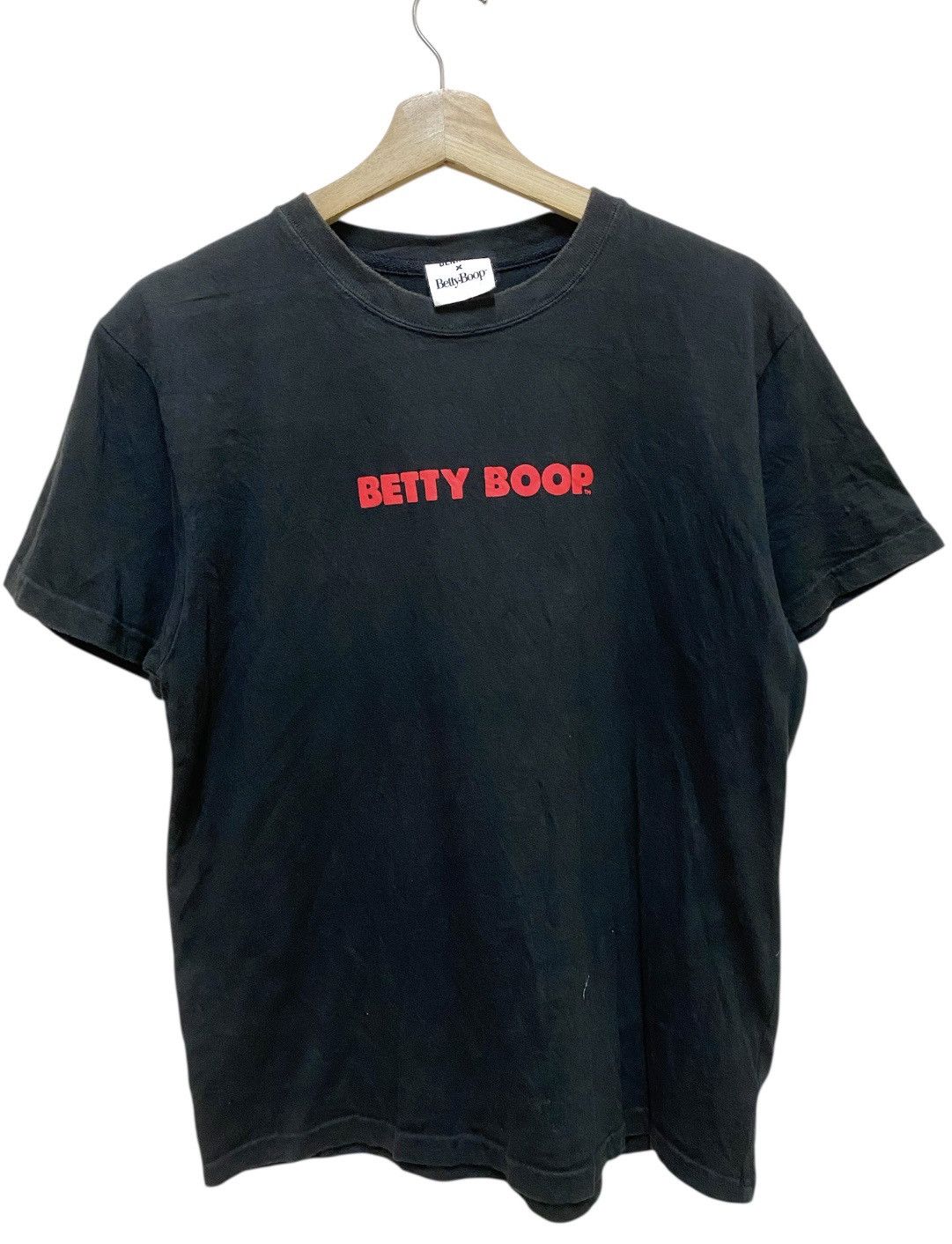 The Unbranded Brand Betty Boop Short Sleeve Crewneck Tee Size US L / EU 52-54 / 3 - 1 Thumbnail
