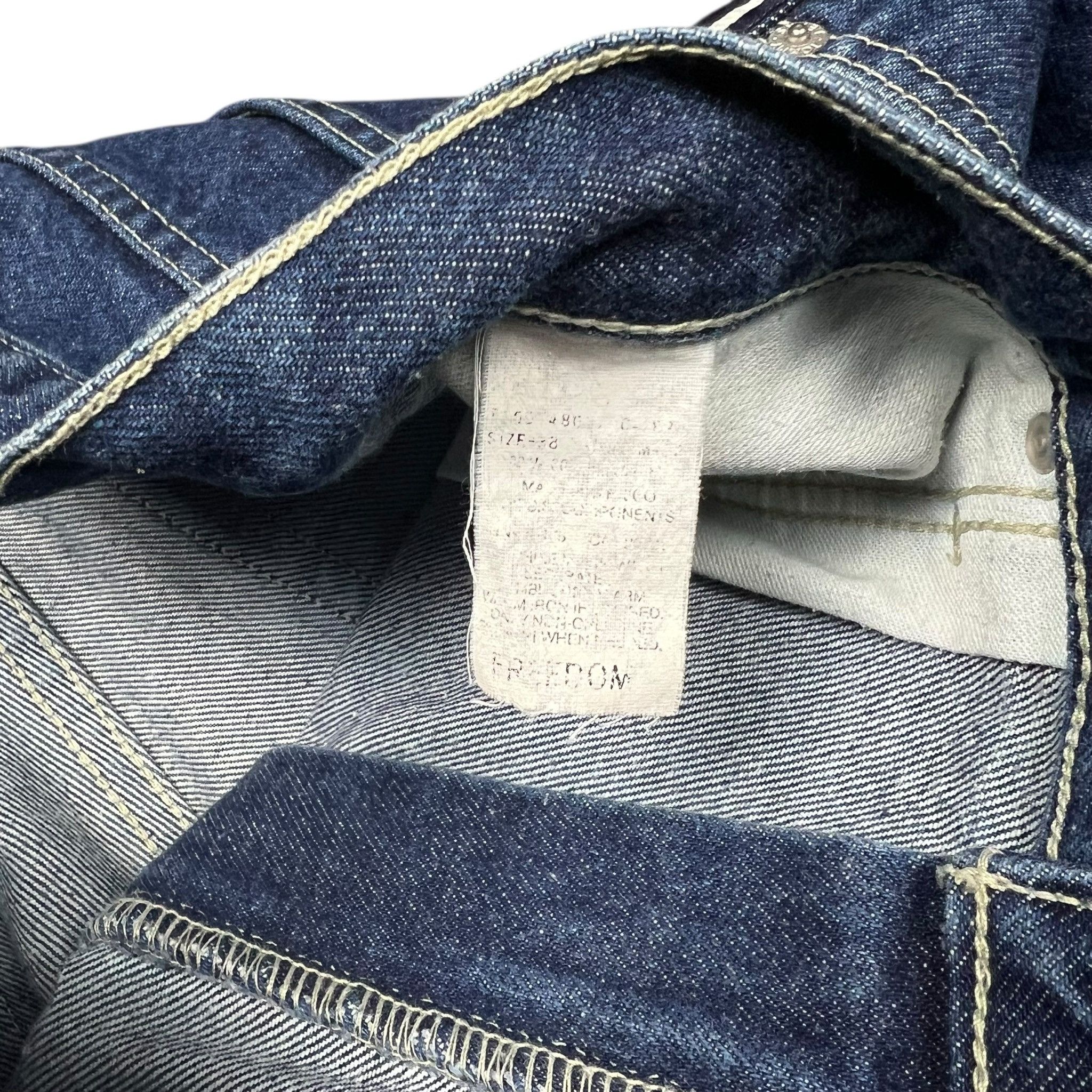 Tommy Hilfiger Vintage Tommy Hilfiger Side Stripe Relaxed Denim Jeans Size US 36 / EU 52 - 5 Thumbnail