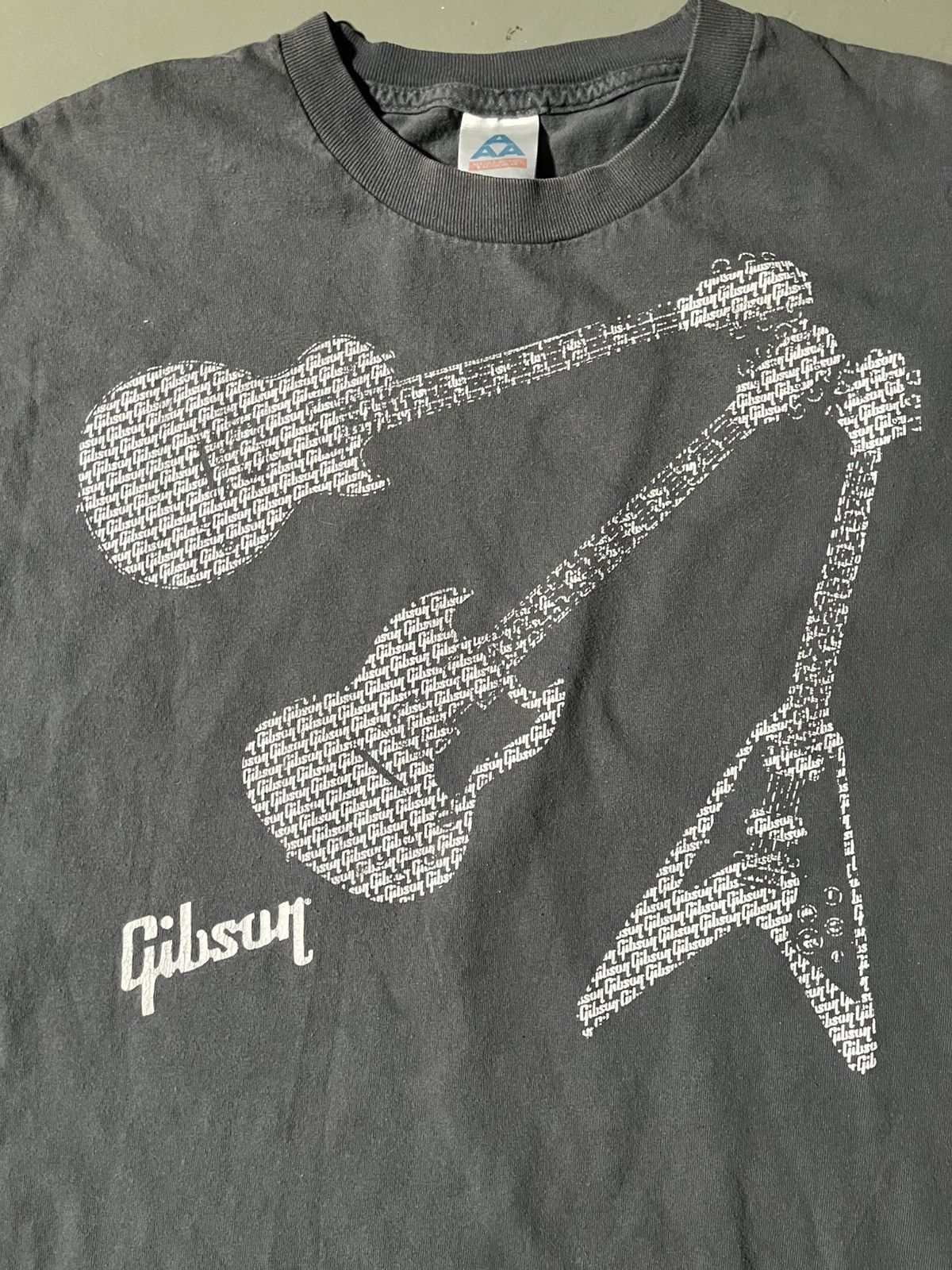 Other Vintage Gibson Guitars Graphic T-Shirt (1990s/2000s) Size US XL / EU 56 / 4 - 3 Thumbnail