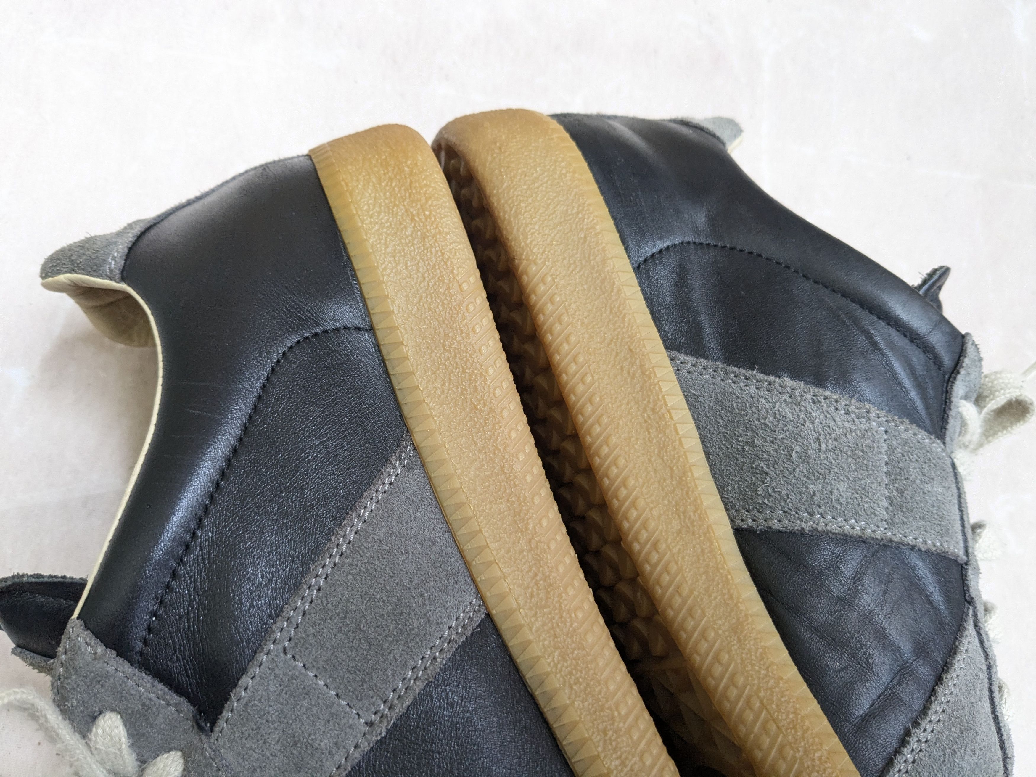 Maison Margiela Maison Margiela Replica GAT Black 7 40 Low Tops Gum Size US 7 / EU 40 - 13 Thumbnail