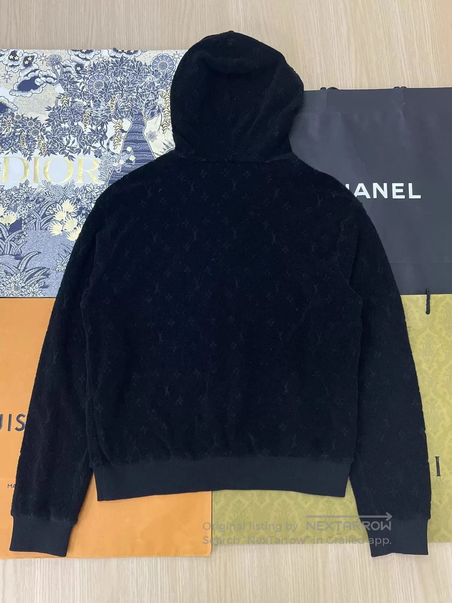 Louis Vuitton Black Zip. Size US XS / EU 42 / 0 - 2 Thumbnail