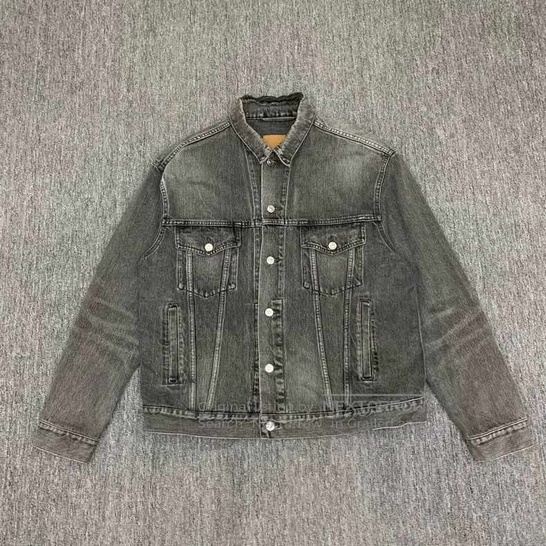 Balenciaga Balenciaga Back Logo Washed Denim Jacket Size XS / US 0-2 / IT 36-38 - 1 Thumbnail